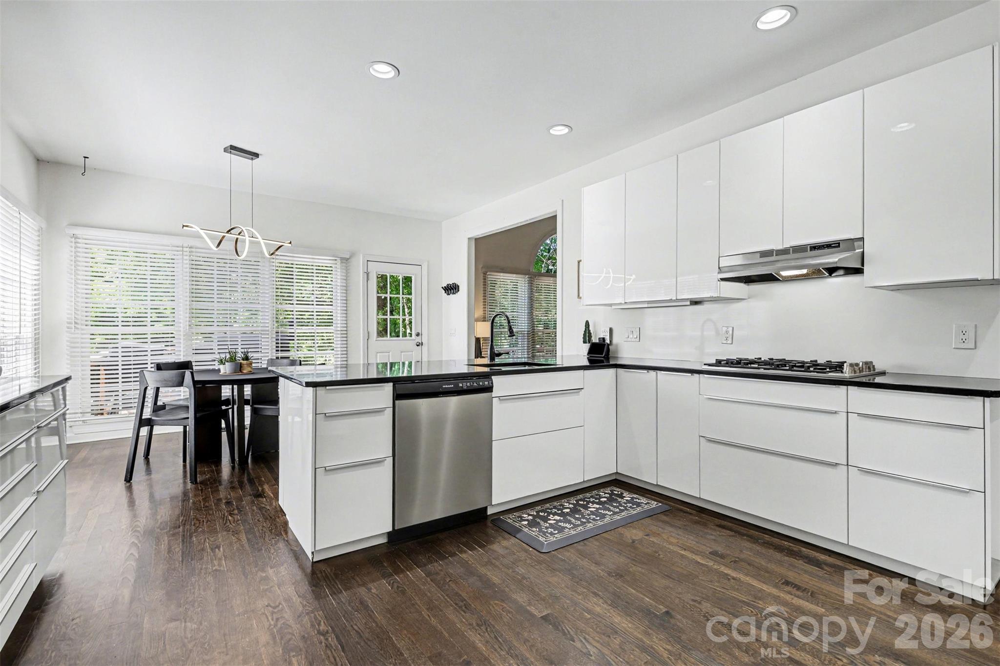 6213 Knightsgate Court — Charlotte