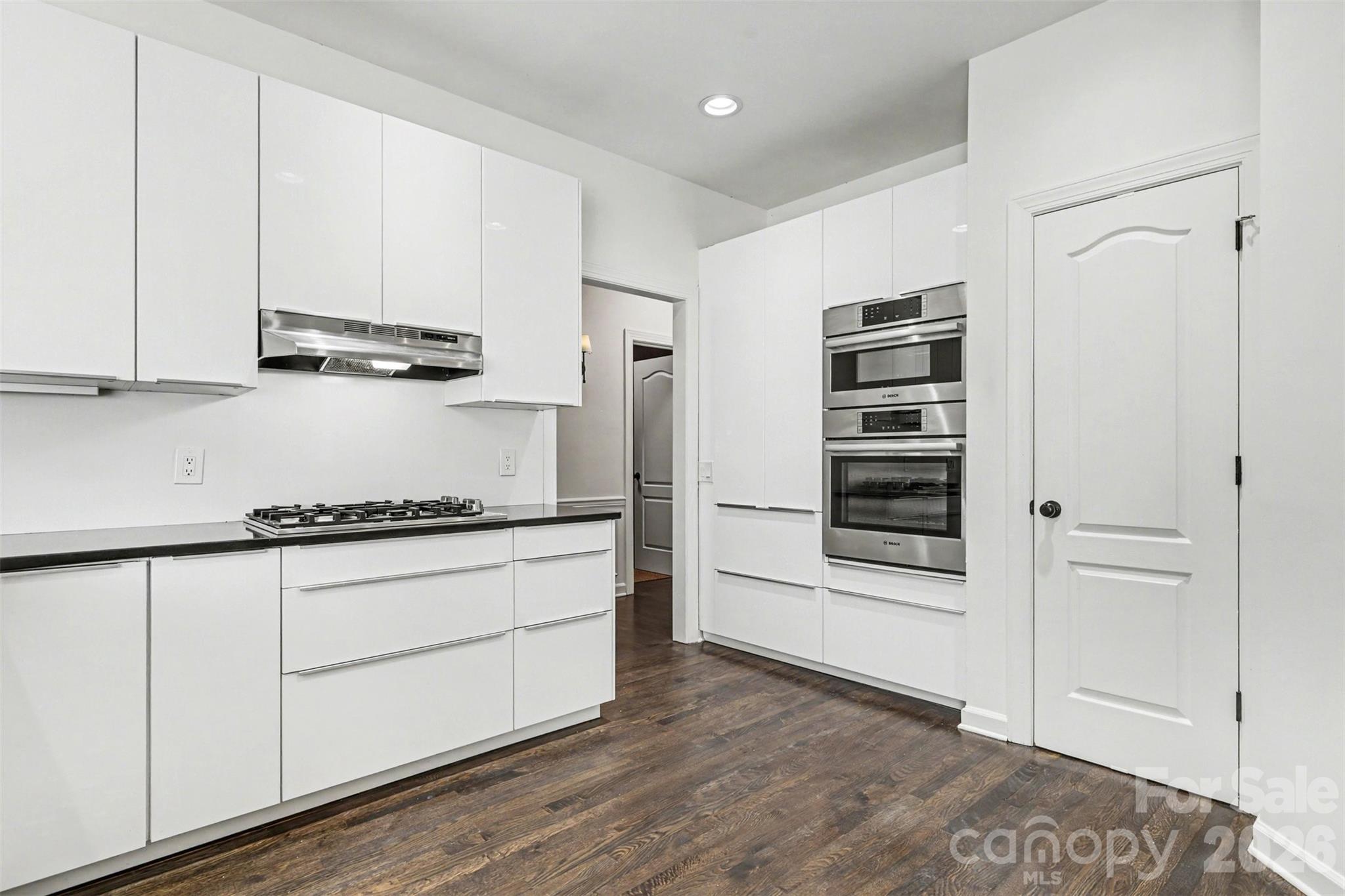 6213 Knightsgate Court — Charlotte