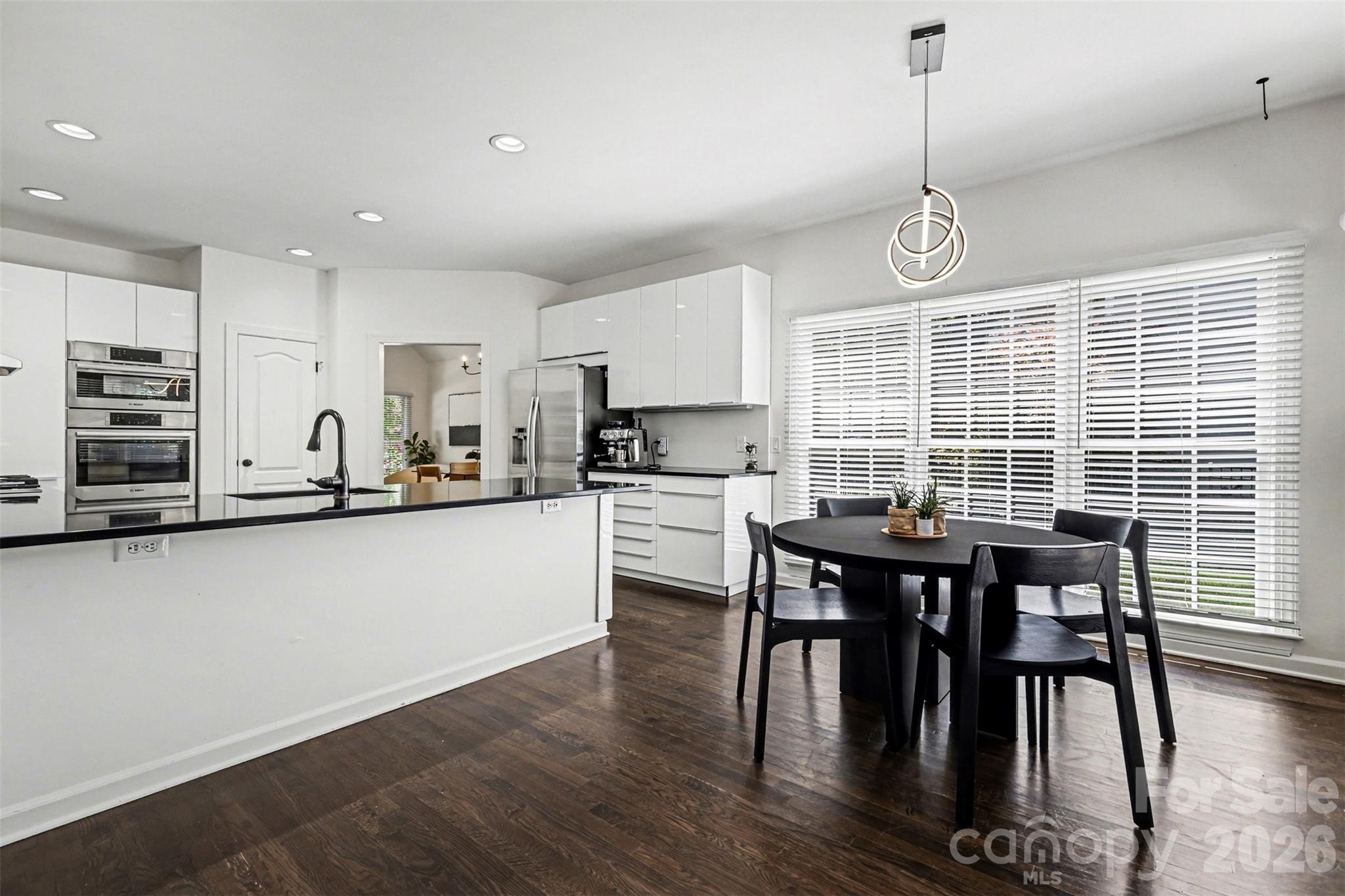6213 Knightsgate Court — Charlotte