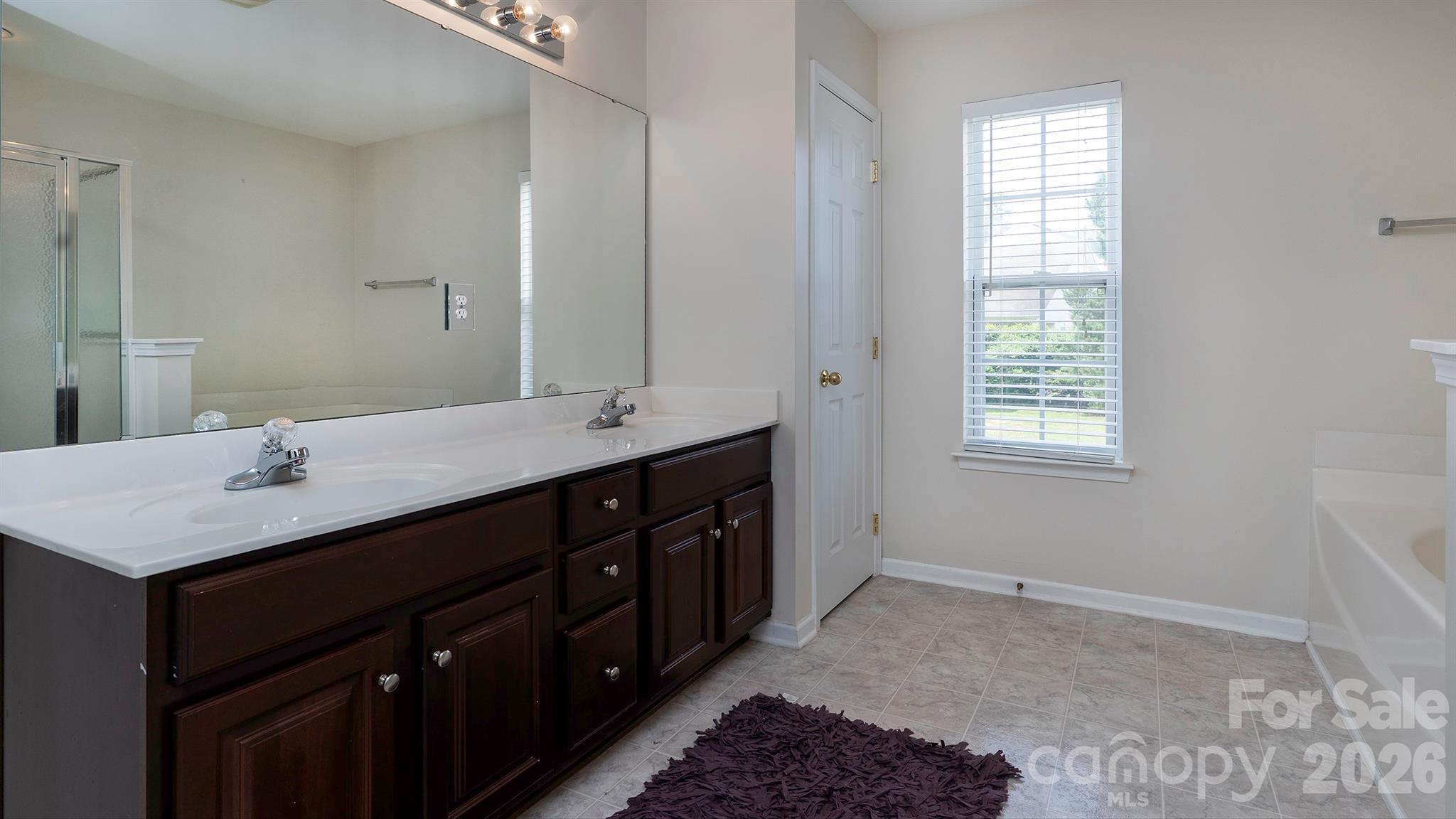 16731 Macanthra Drive — Charlotte