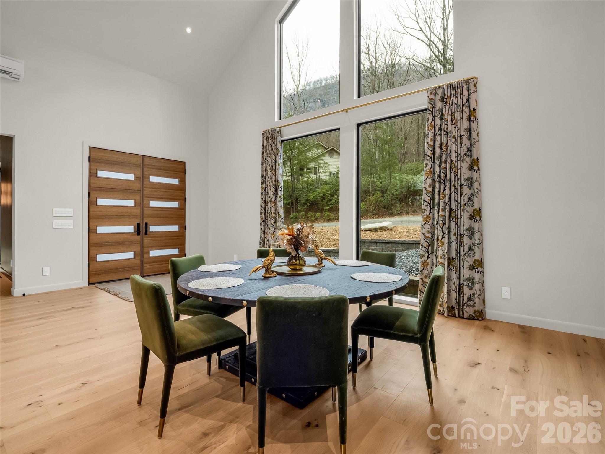 664 Quail Ridge Road — Lake Lure