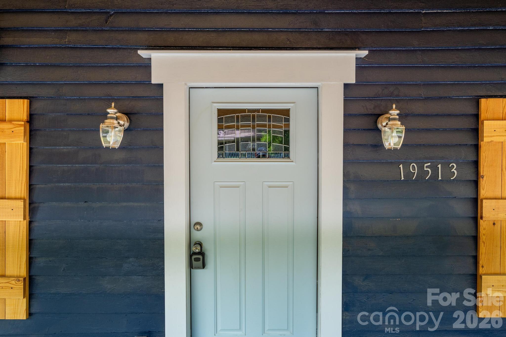 19513 Meridian Street — Cornelius