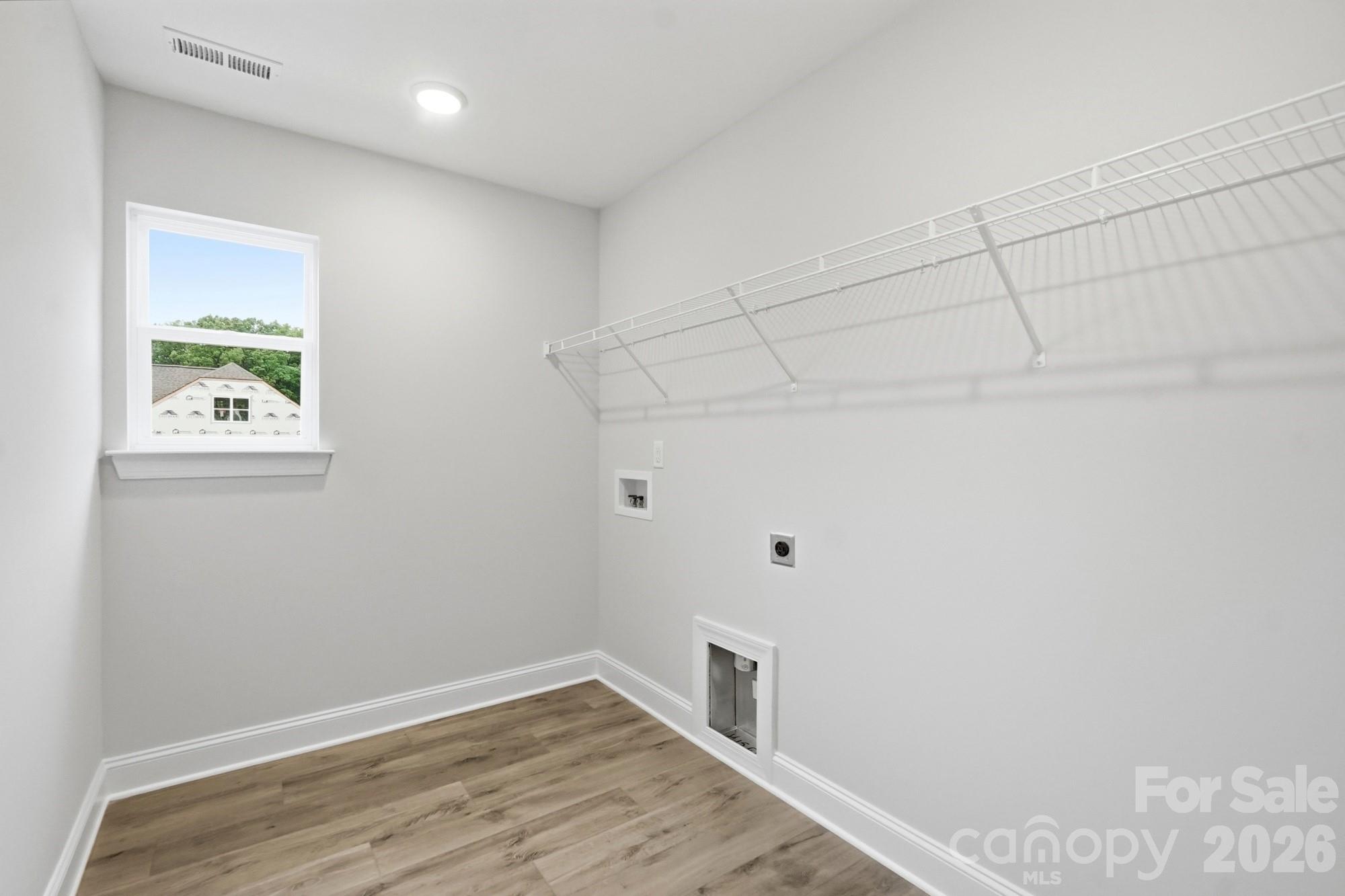 13130 Foxberry Road — Charlotte
