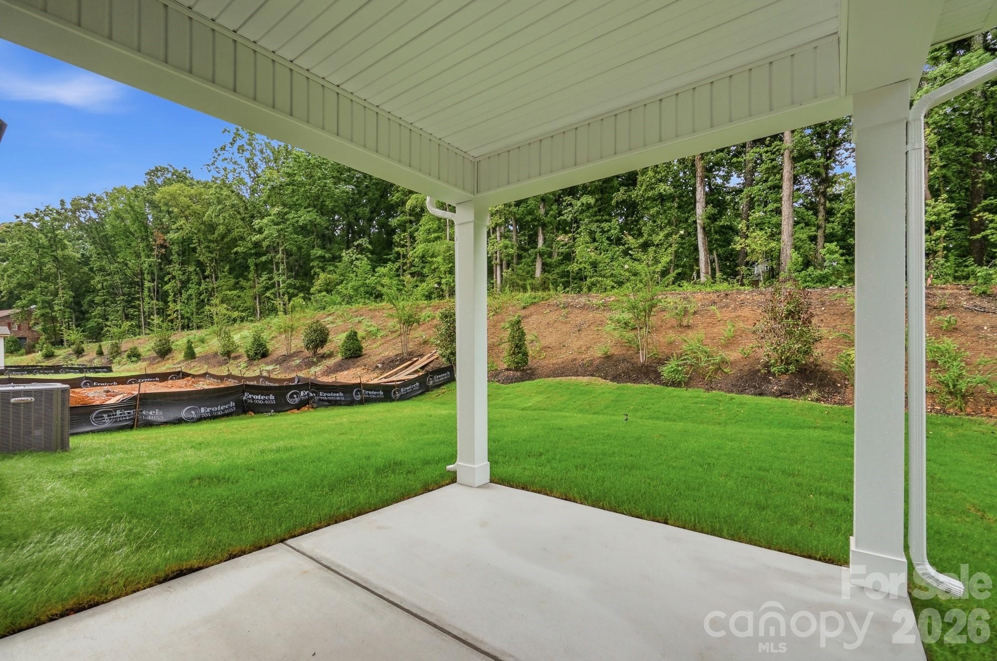 13130 Foxberry Road — Charlotte