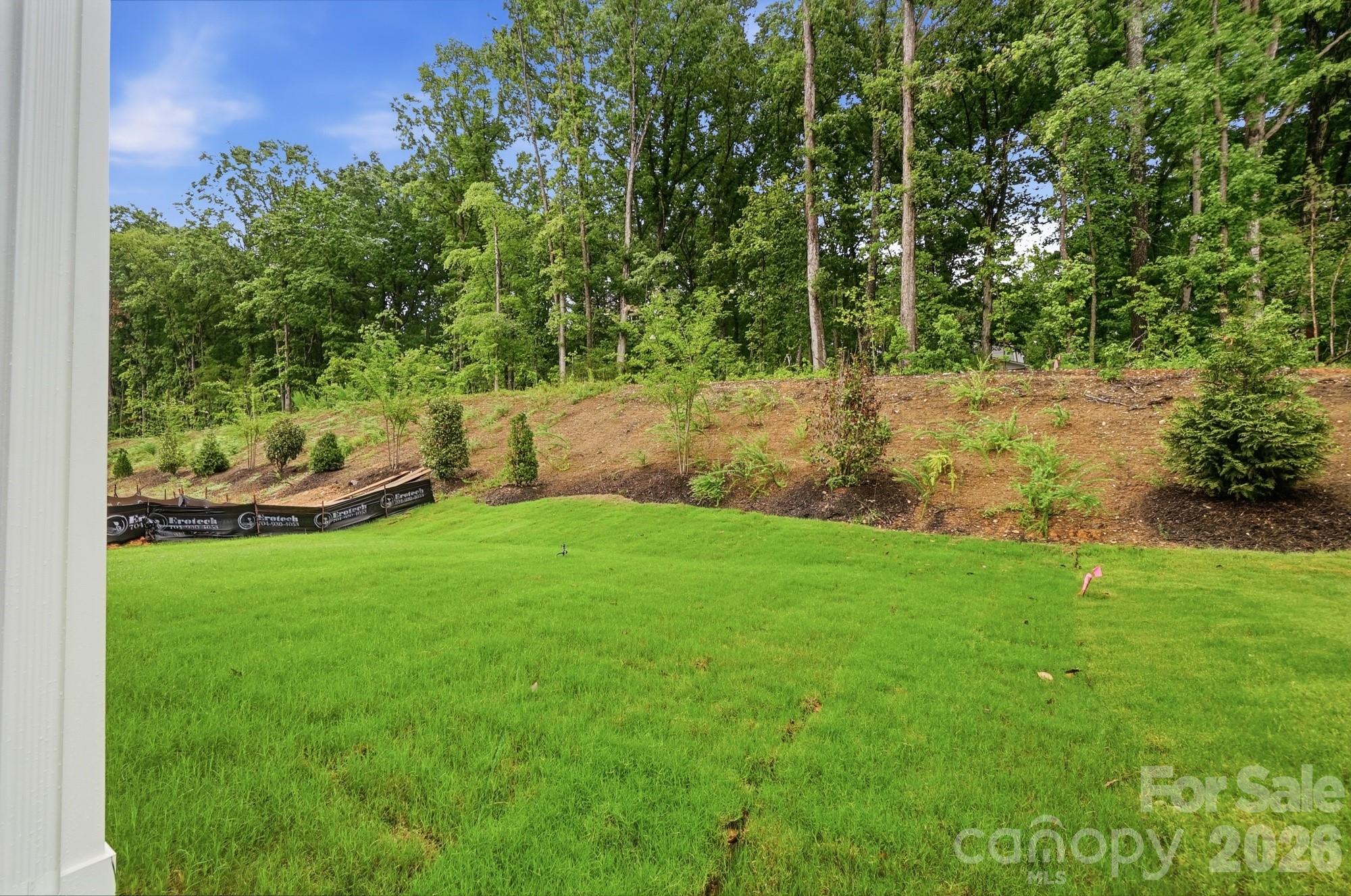 13130 Foxberry Road — Charlotte