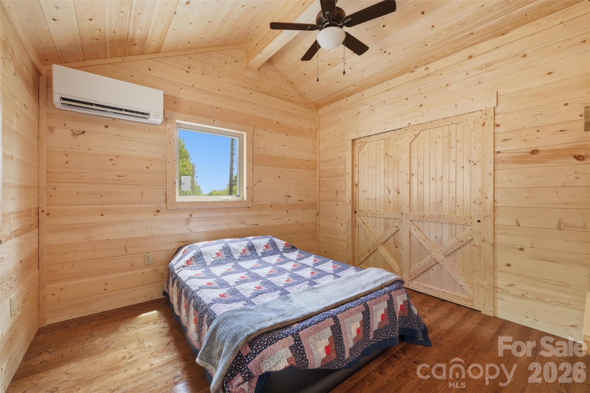 387 Tree Top Circle — Fleetwood