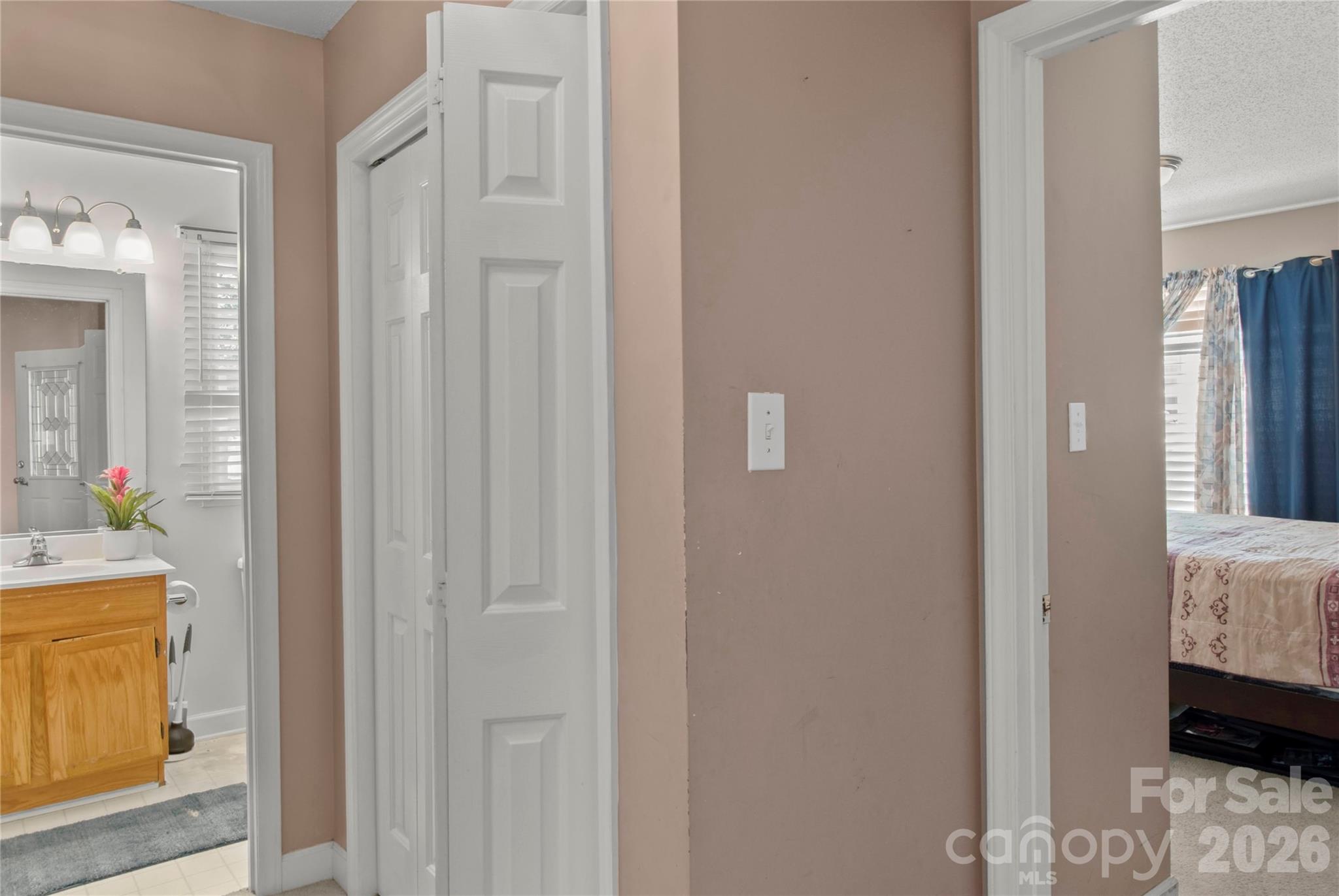 1796 Pebble Run Lane — Clemmons