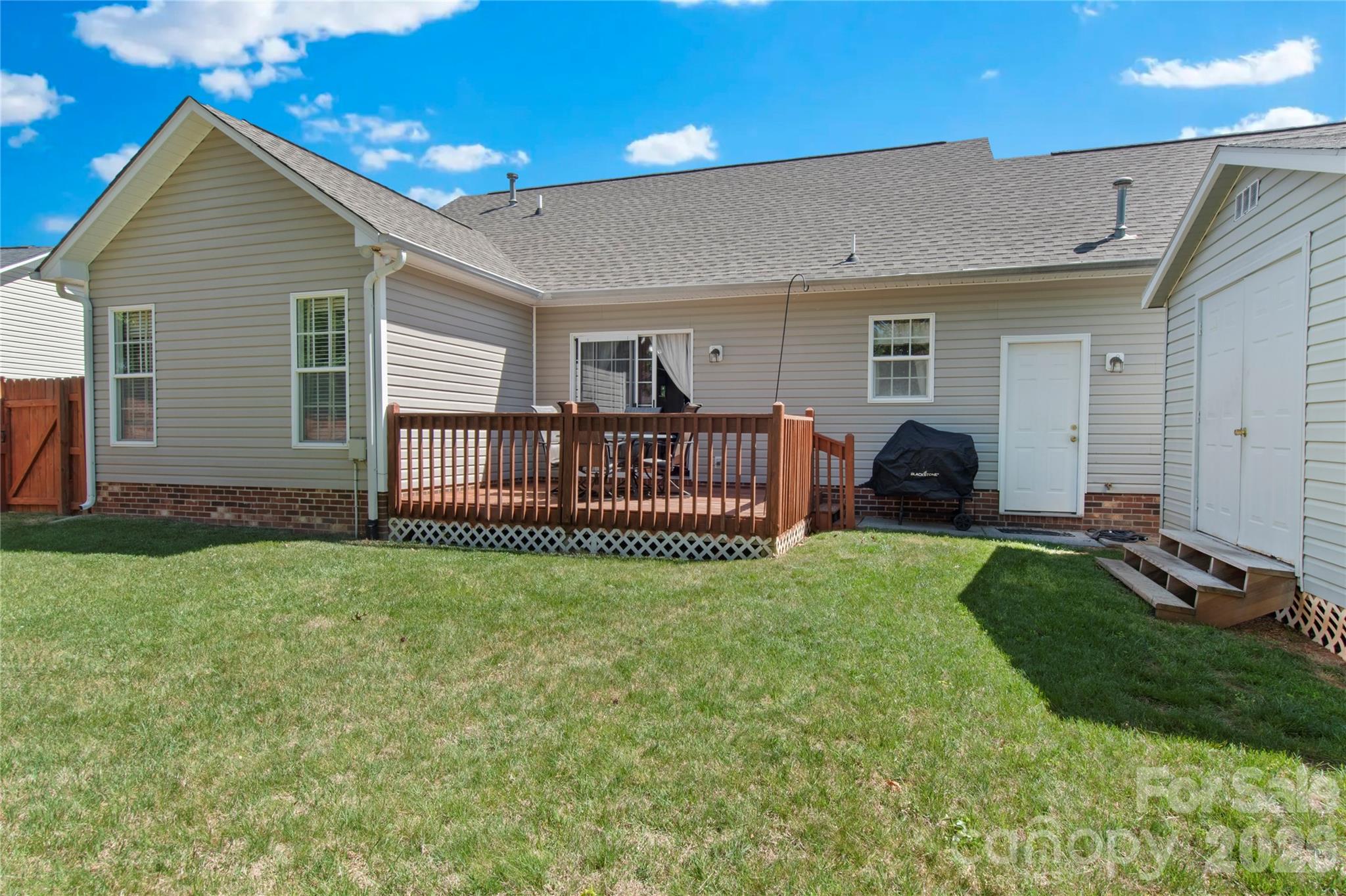 1796 Pebble Run Lane — Clemmons