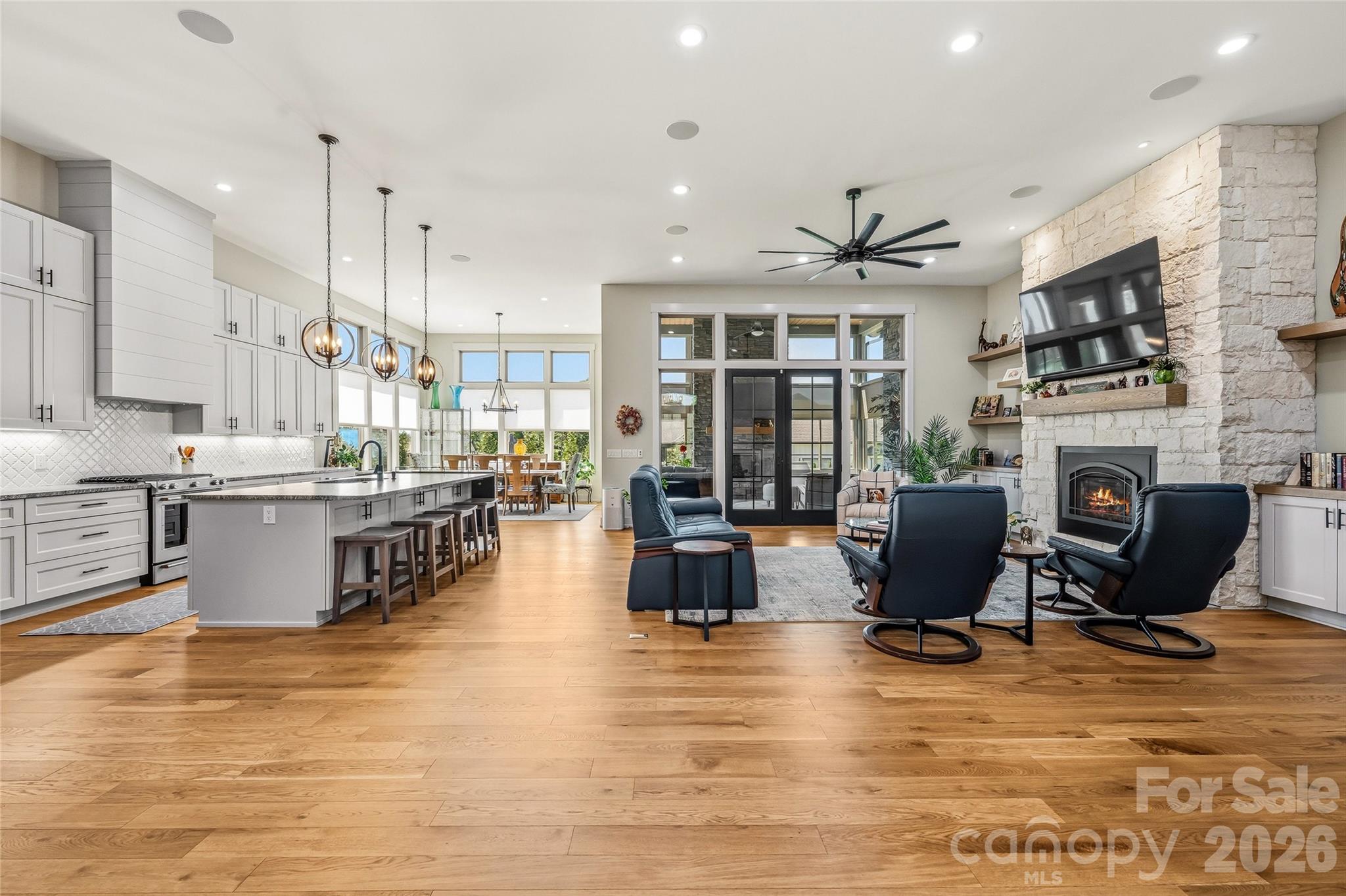 400 Samuel Drive — Mills River