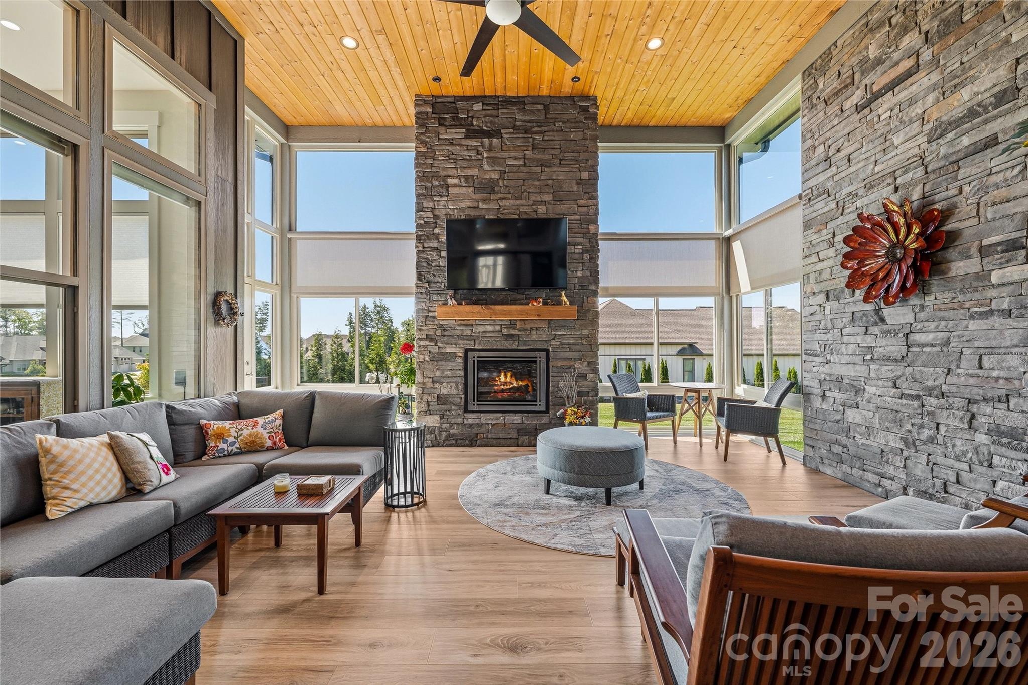 400 Samuel Drive — Mills River