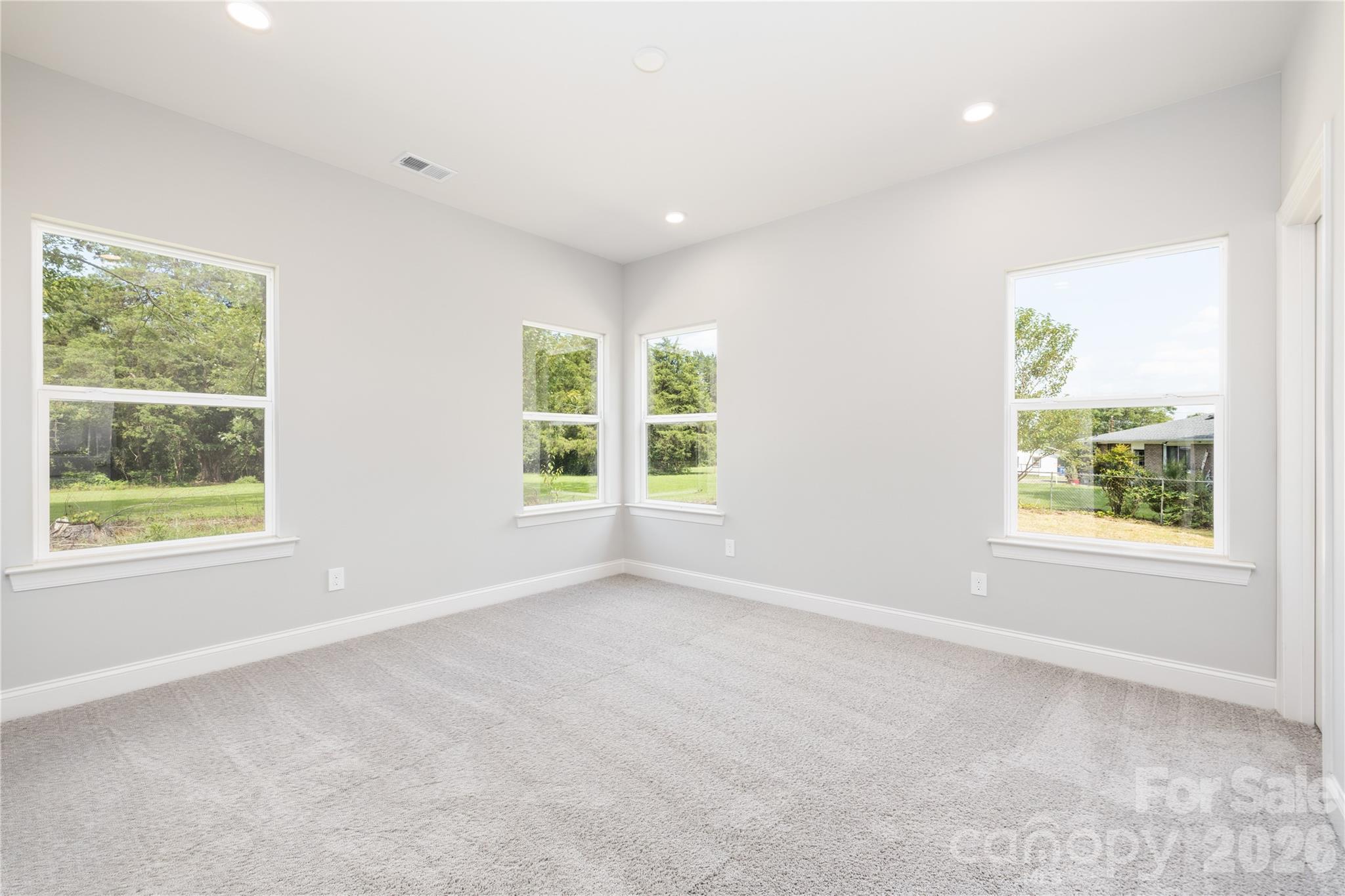 6625 Tracy Avenue — Charlotte