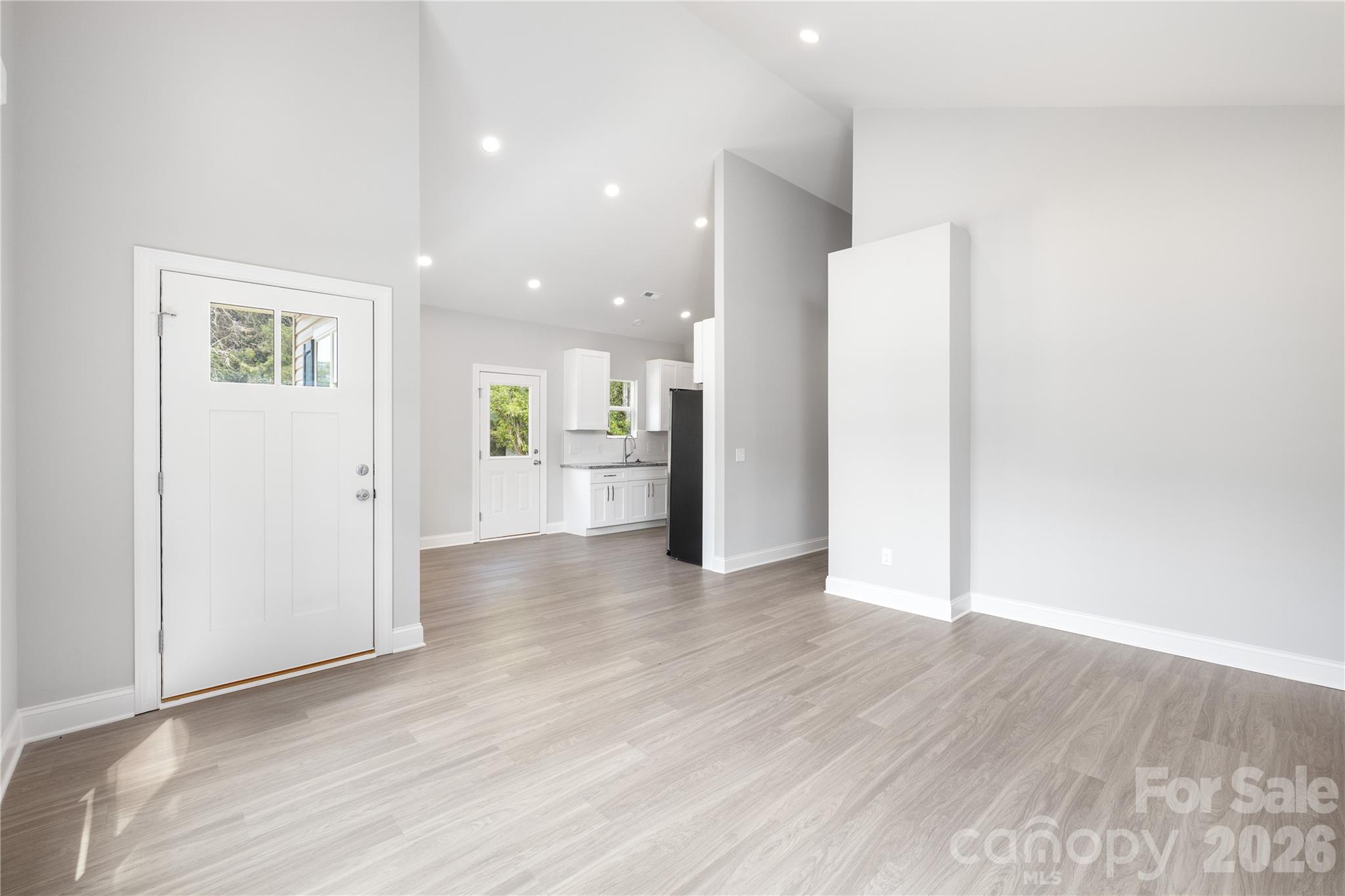 6625 Tracy Avenue — Charlotte