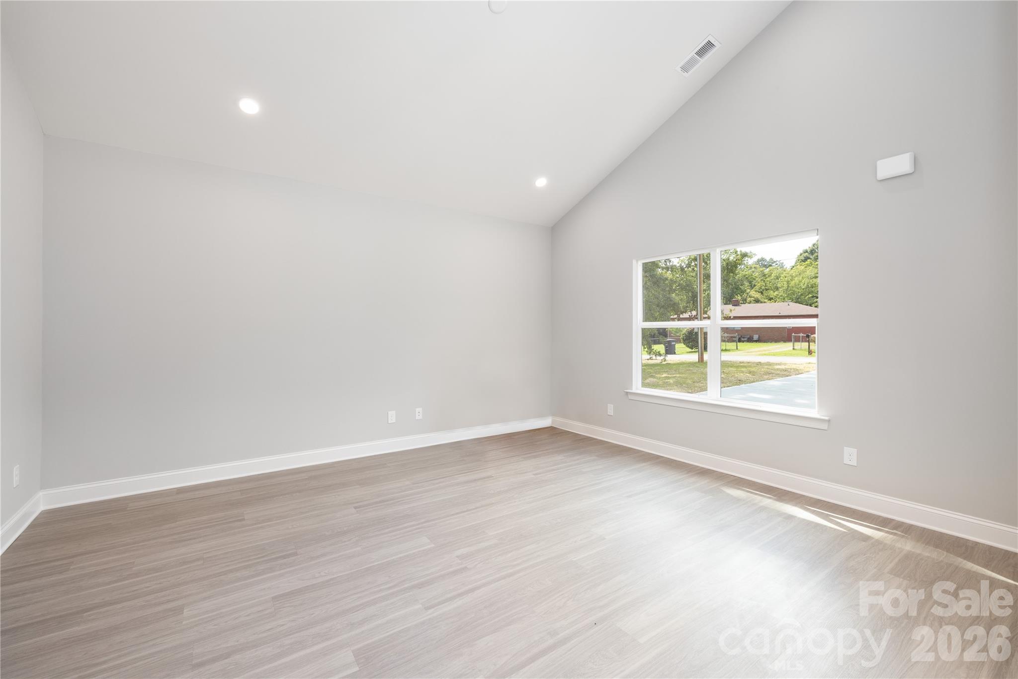 6625 Tracy Avenue — Charlotte
