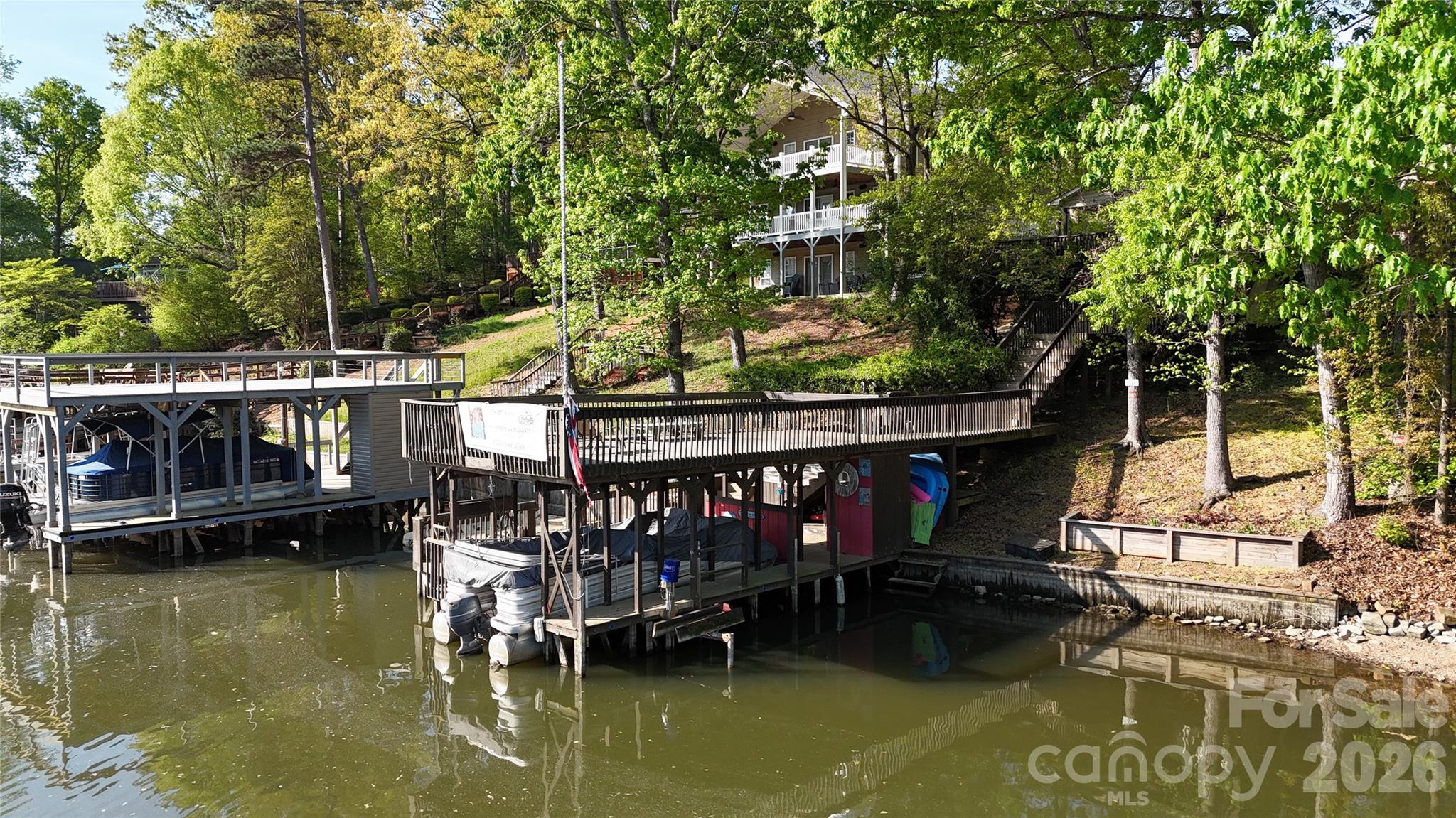 257 Rolling View Drive — New London