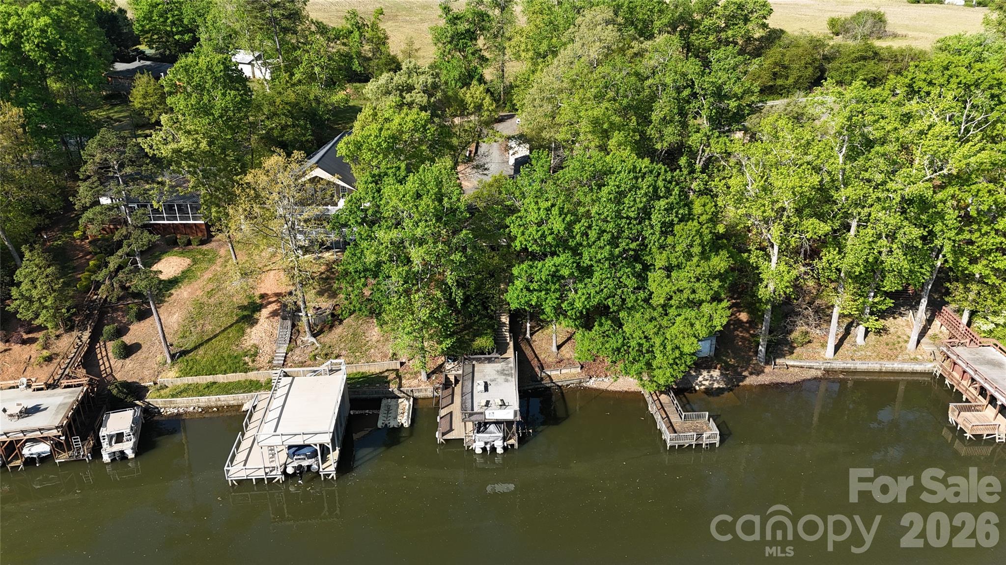 257 Rolling View Drive — New London