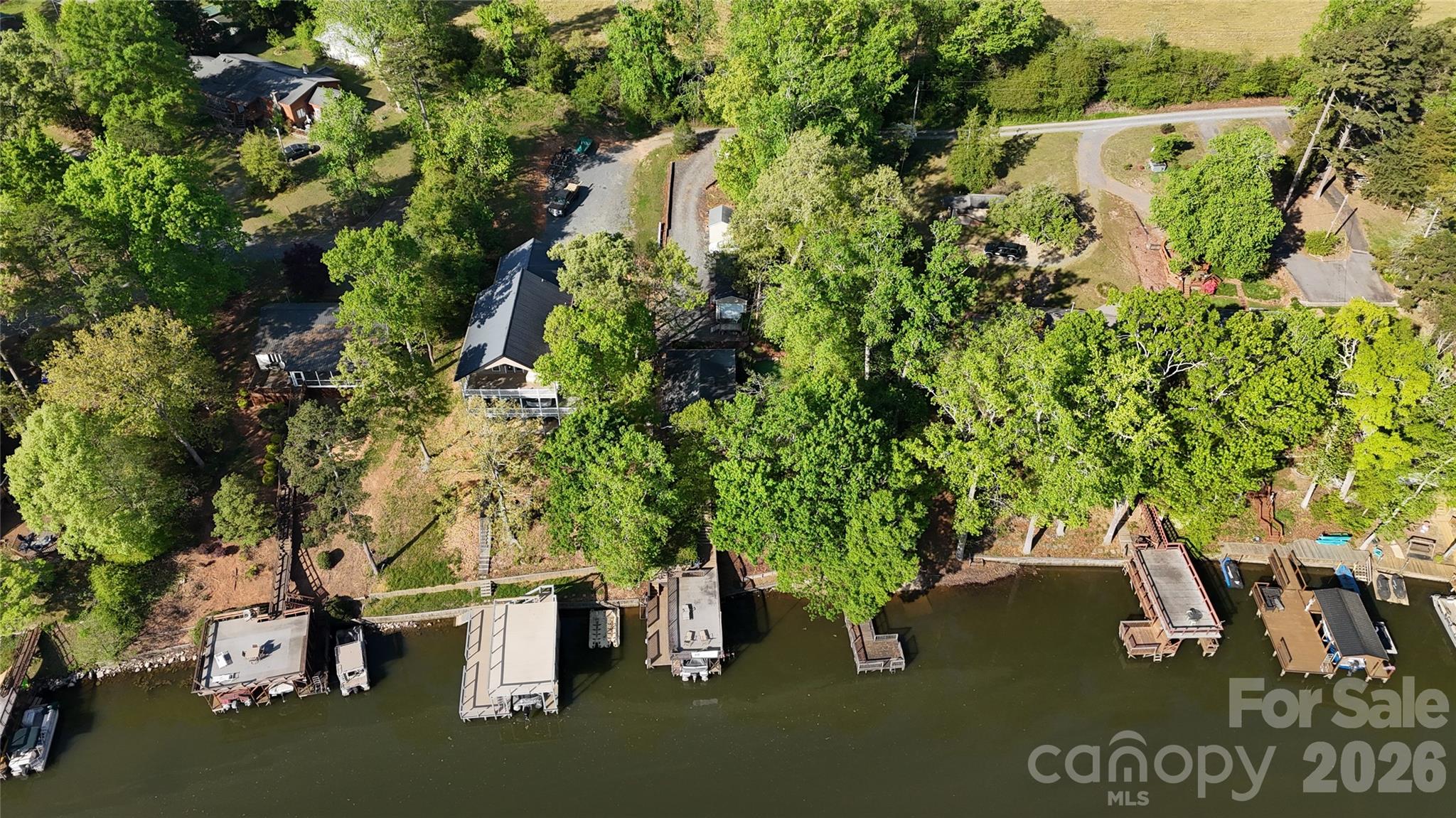 257 Rolling View Drive — New London