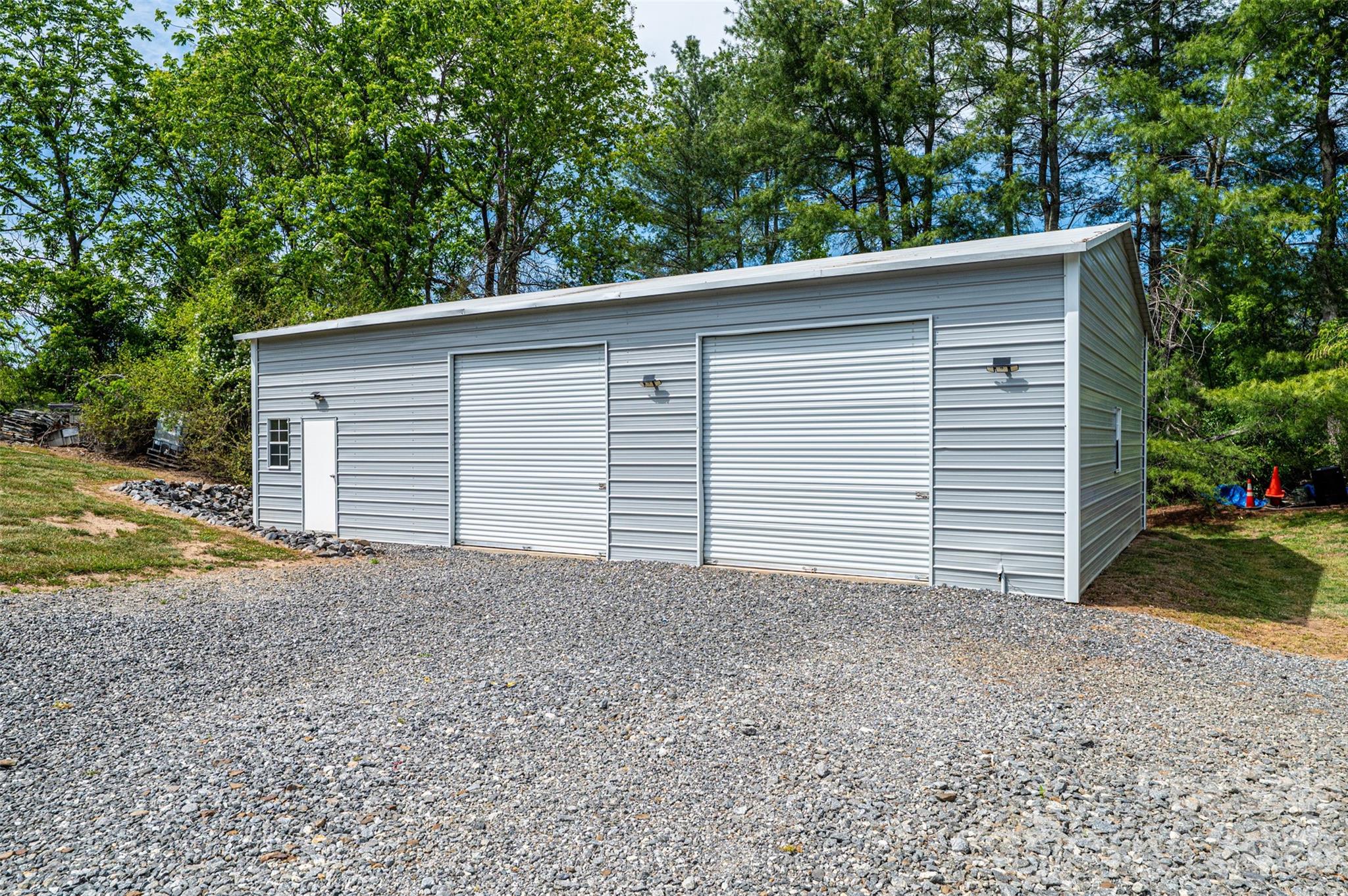 379 Horseshoe Bend Road — Hudson