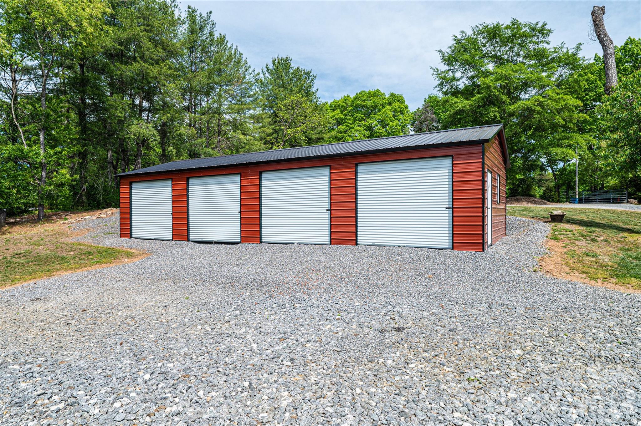 379 Horseshoe Bend Road — Hudson