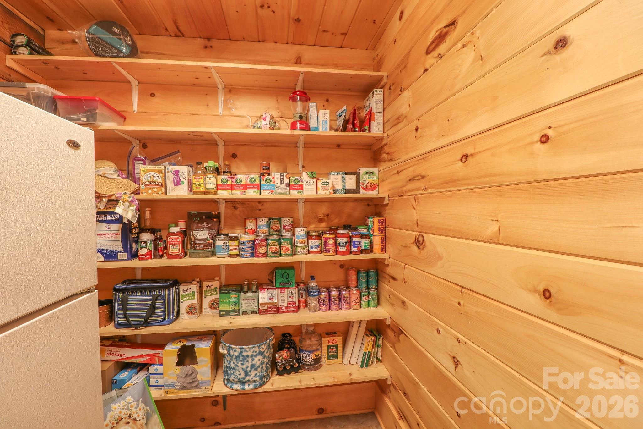 2811 Poplar Creek Road — Green Mountain