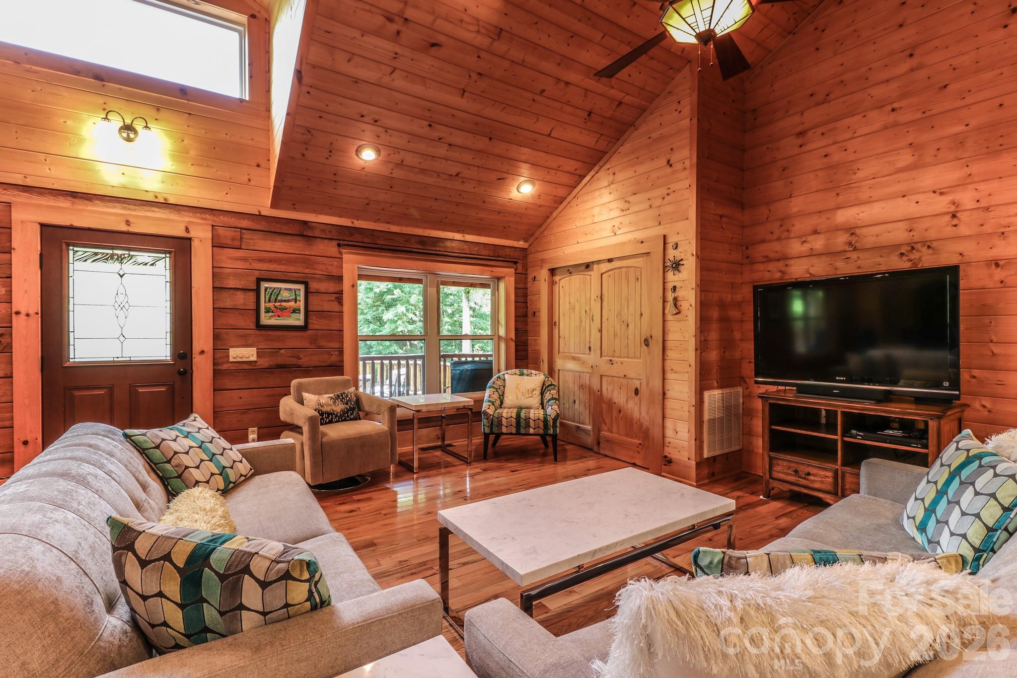 2811 Poplar Creek Road — Green Mountain