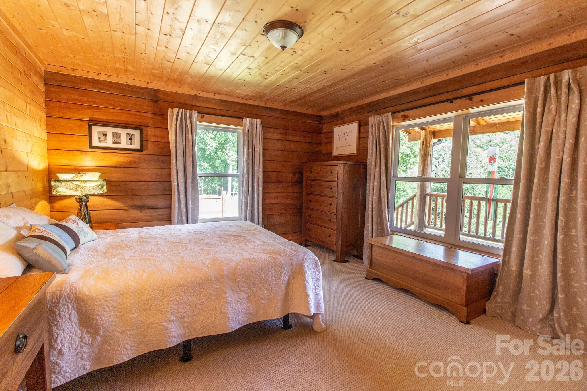 2811 Poplar Creek Road — Green Mountain