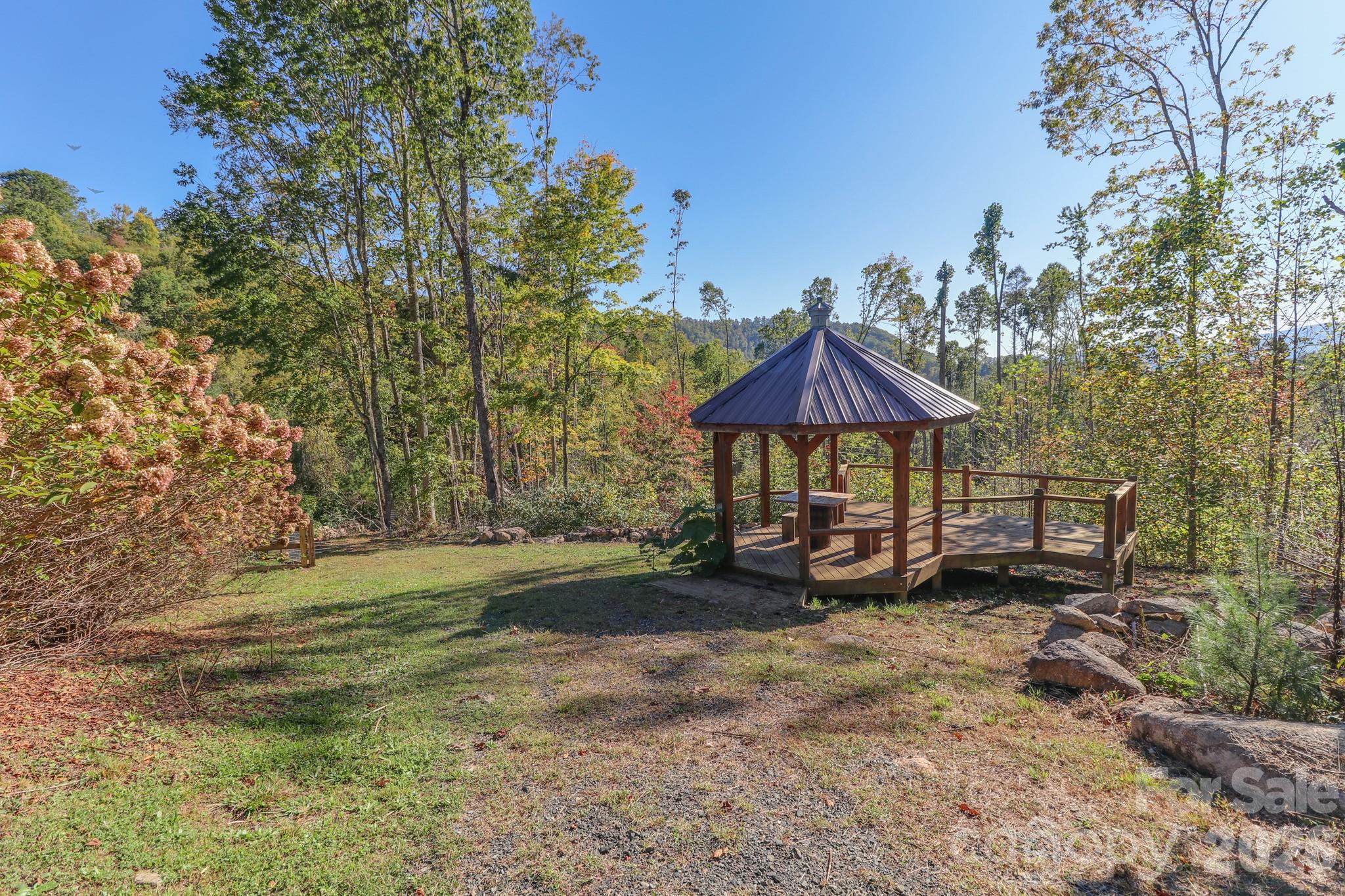2811 Poplar Creek Road — Green Mountain
