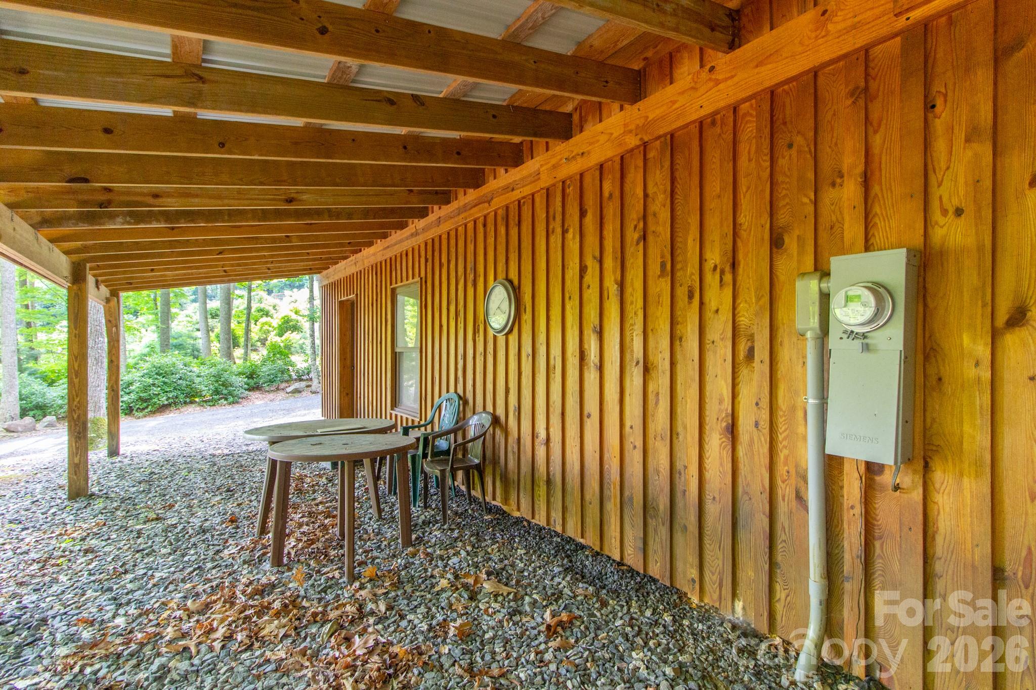 2811 Poplar Creek Road — Green Mountain