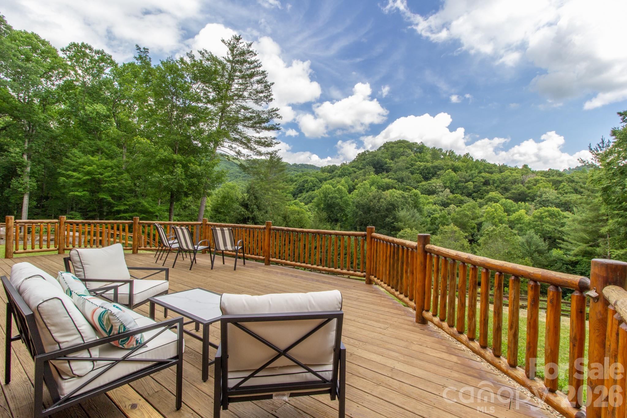 2811 Poplar Creek Road — Green Mountain