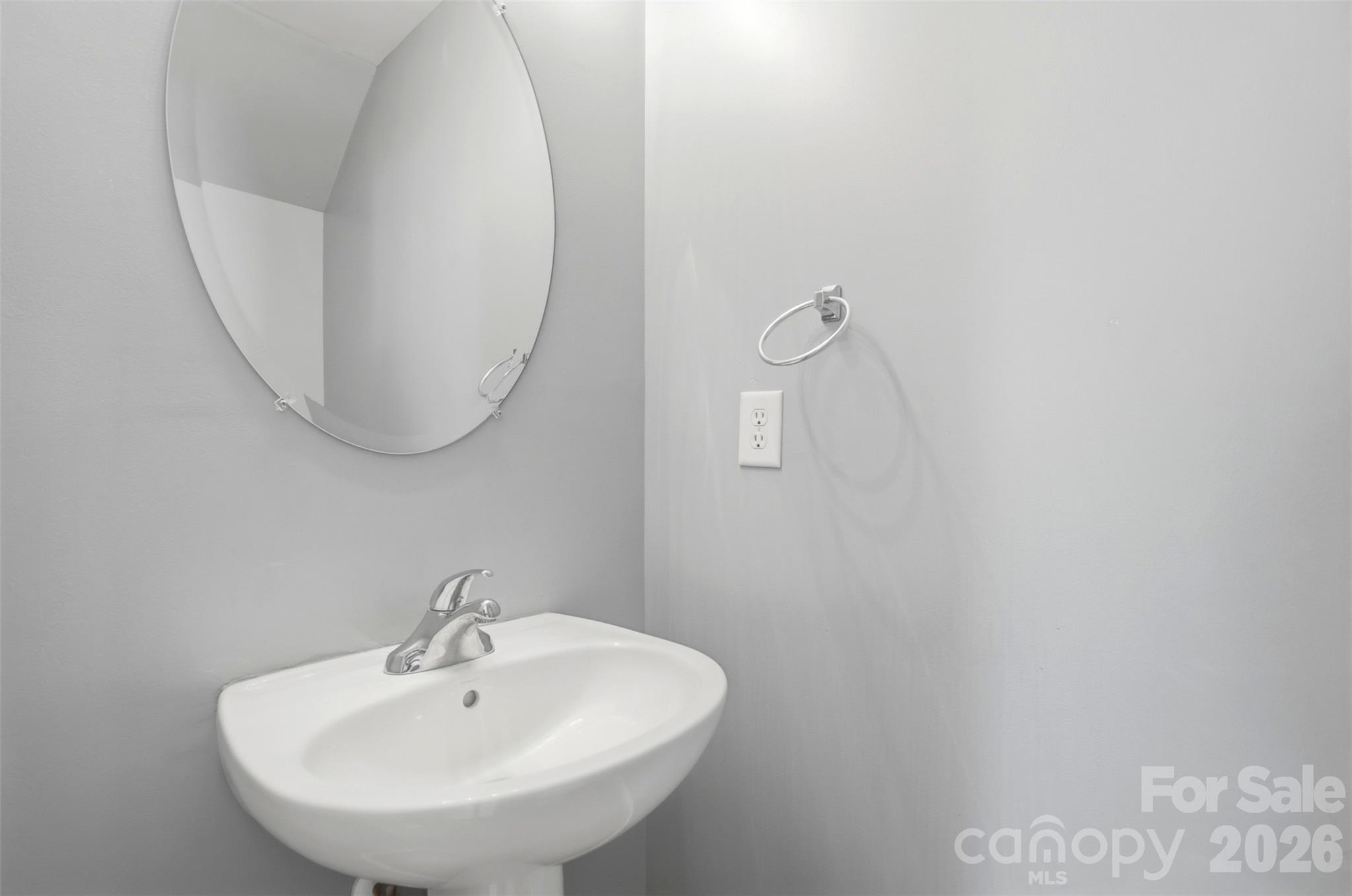 6142 Warrior Avenue — Indian Land