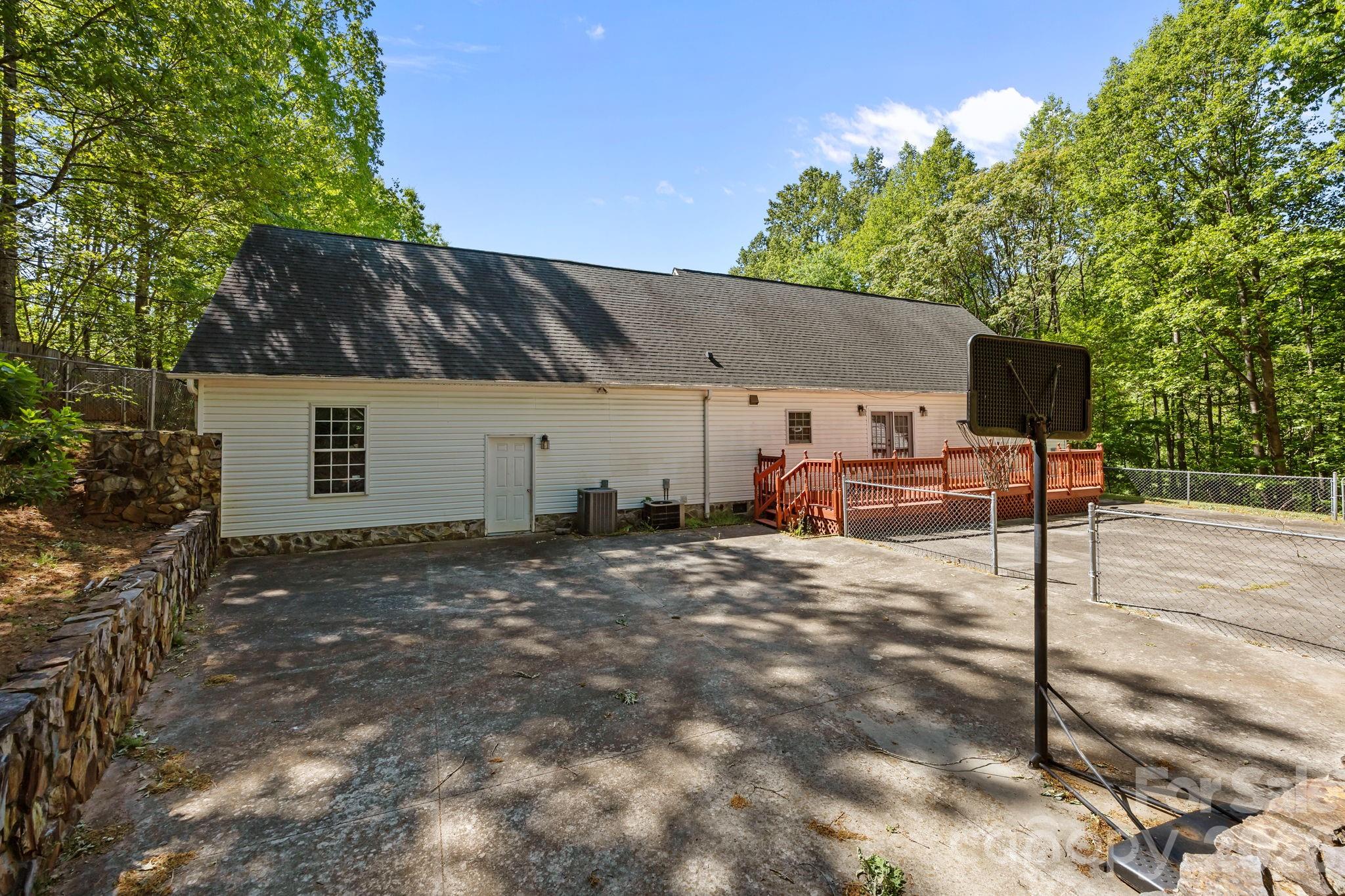4175 Spainhour Mill Road — Tobaccoville