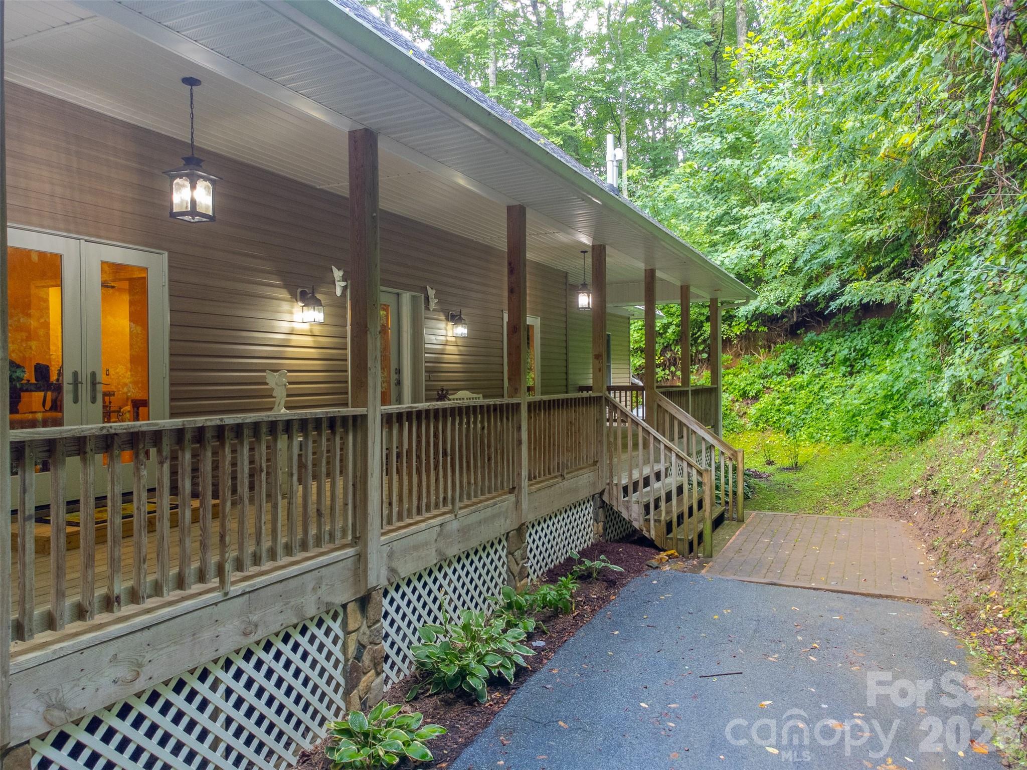 1838 Coman Road — Franklin