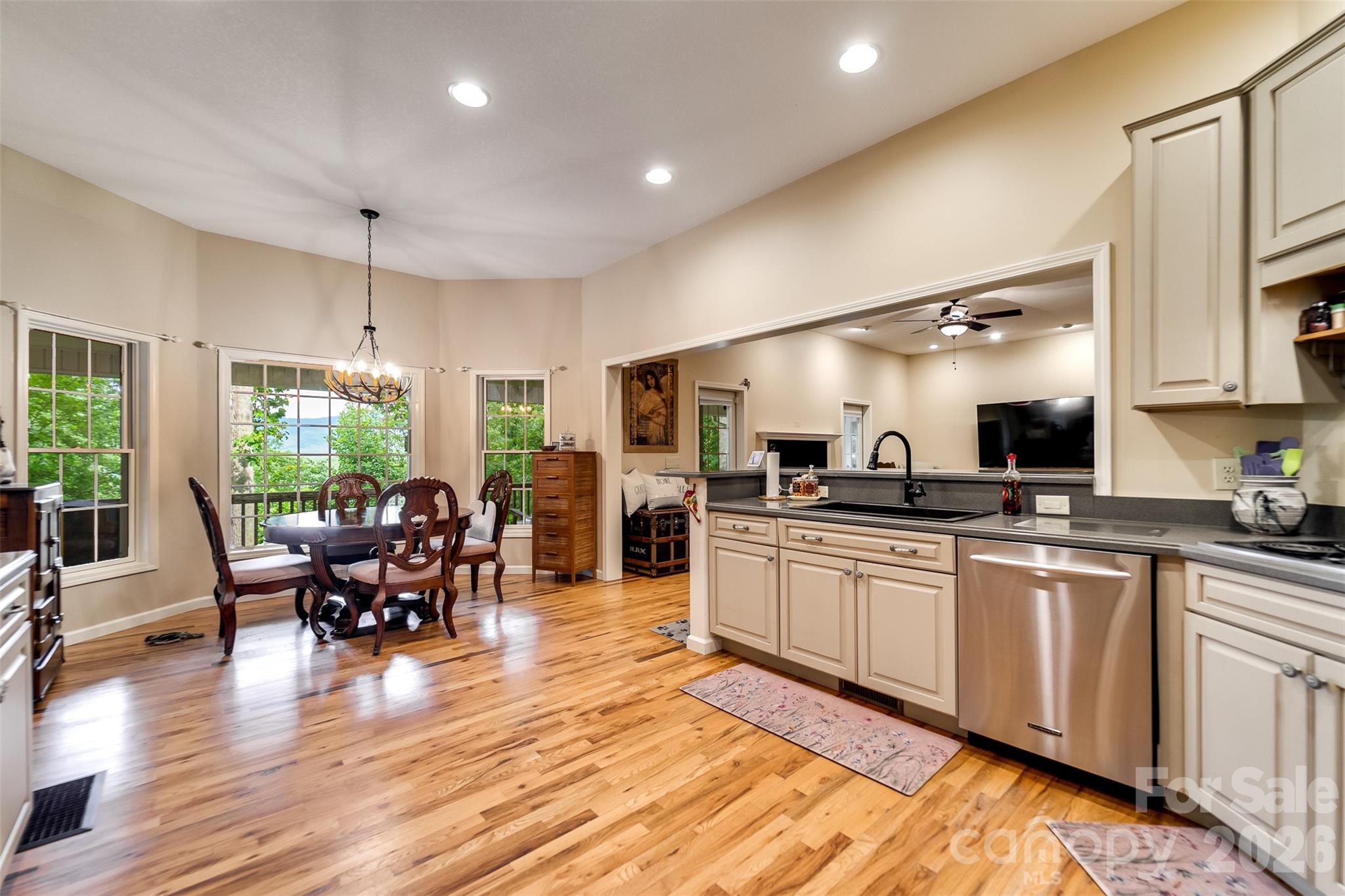 1838 Coman Road — Franklin