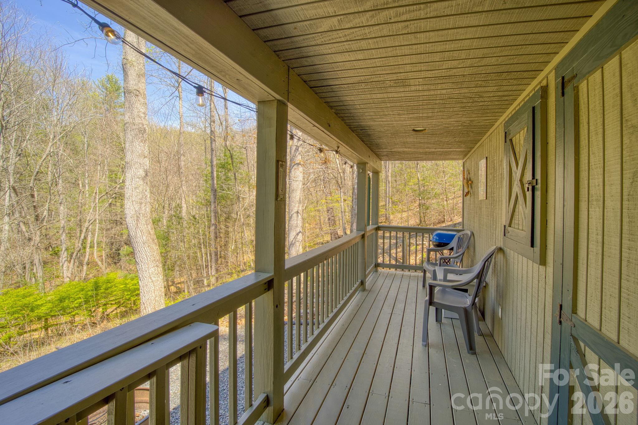 307 Dancing Leaf Lane — Bakersville