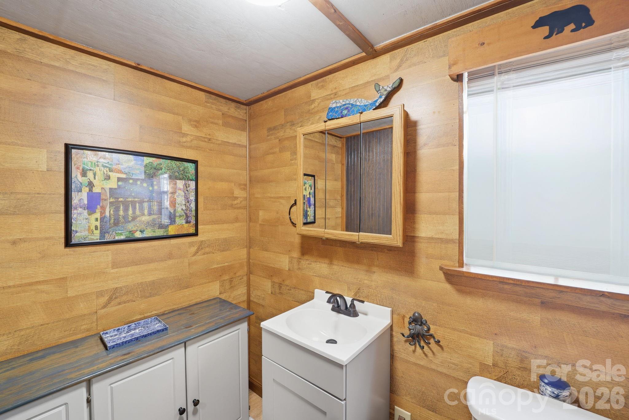 307 Dancing Leaf Lane — Bakersville