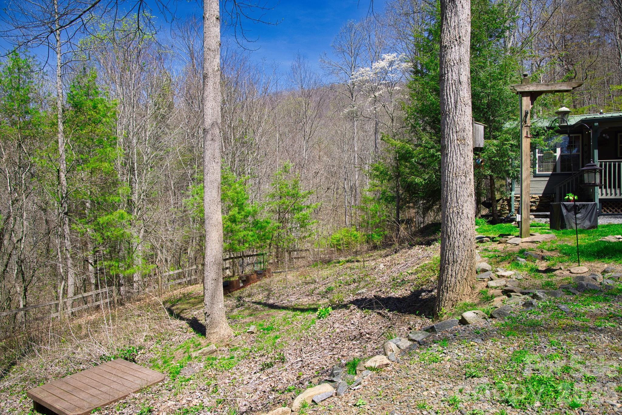 307 Dancing Leaf Lane — Bakersville