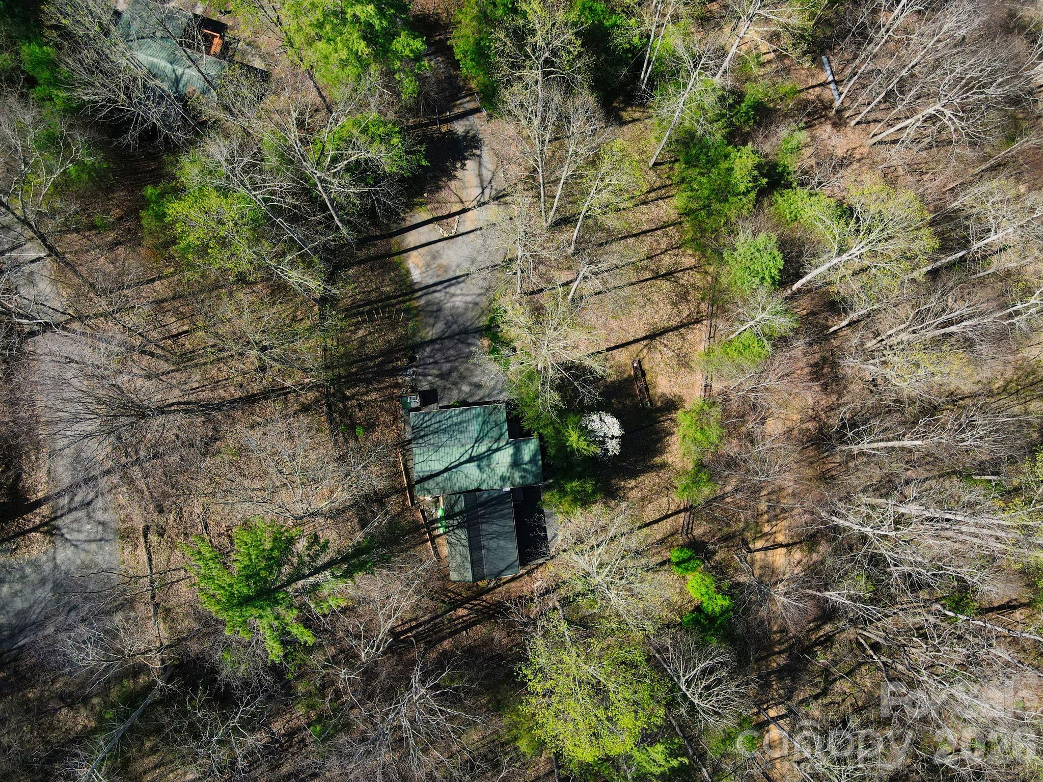 307 Dancing Leaf Lane — Bakersville