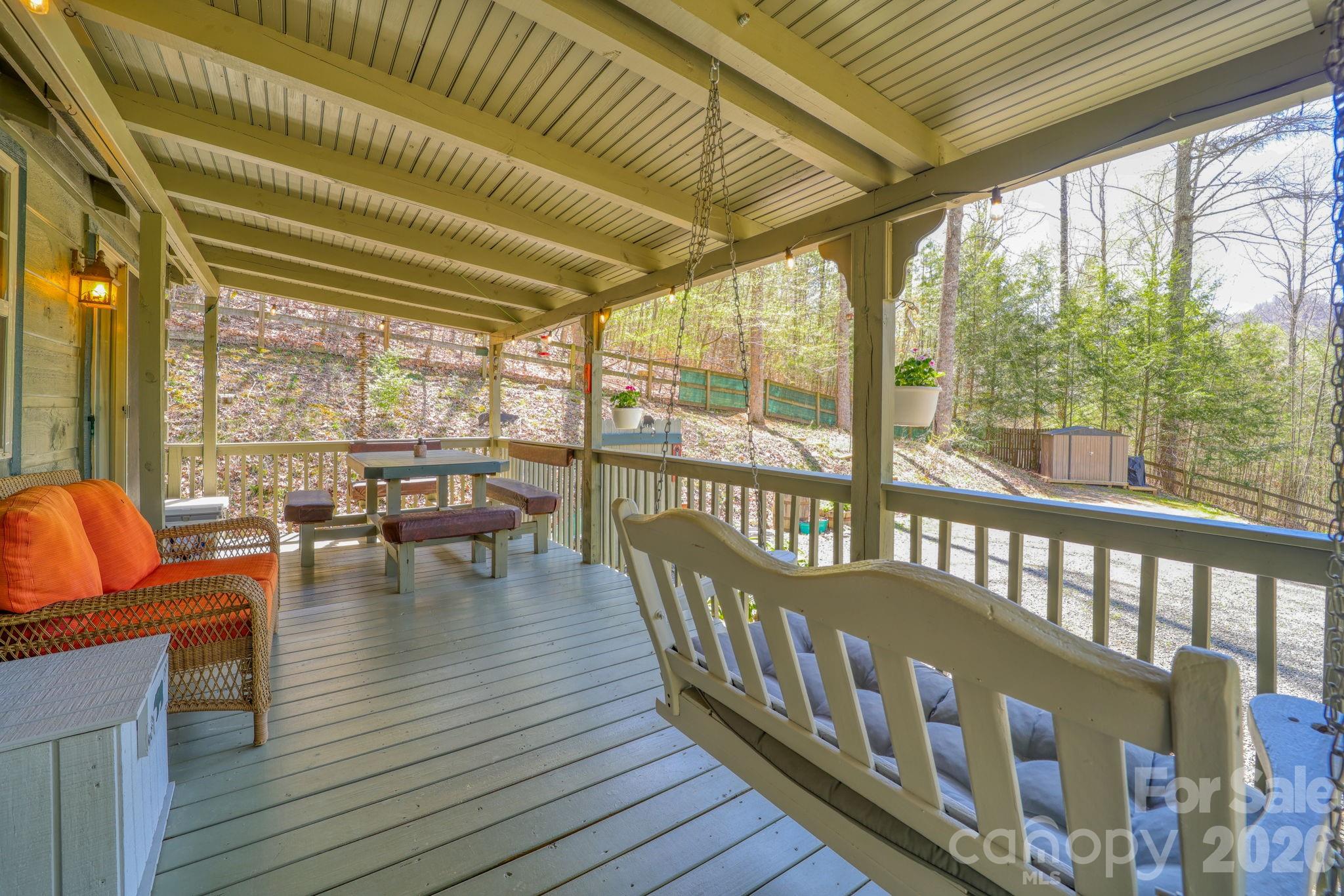 307 Dancing Leaf Lane — Bakersville