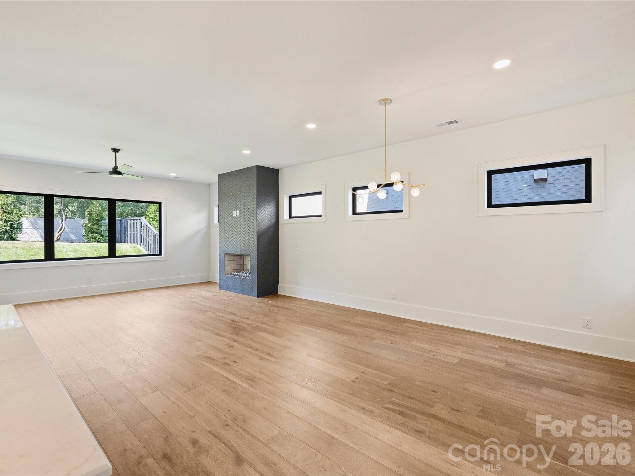 927 Laurel Creek Lane — Charlotte