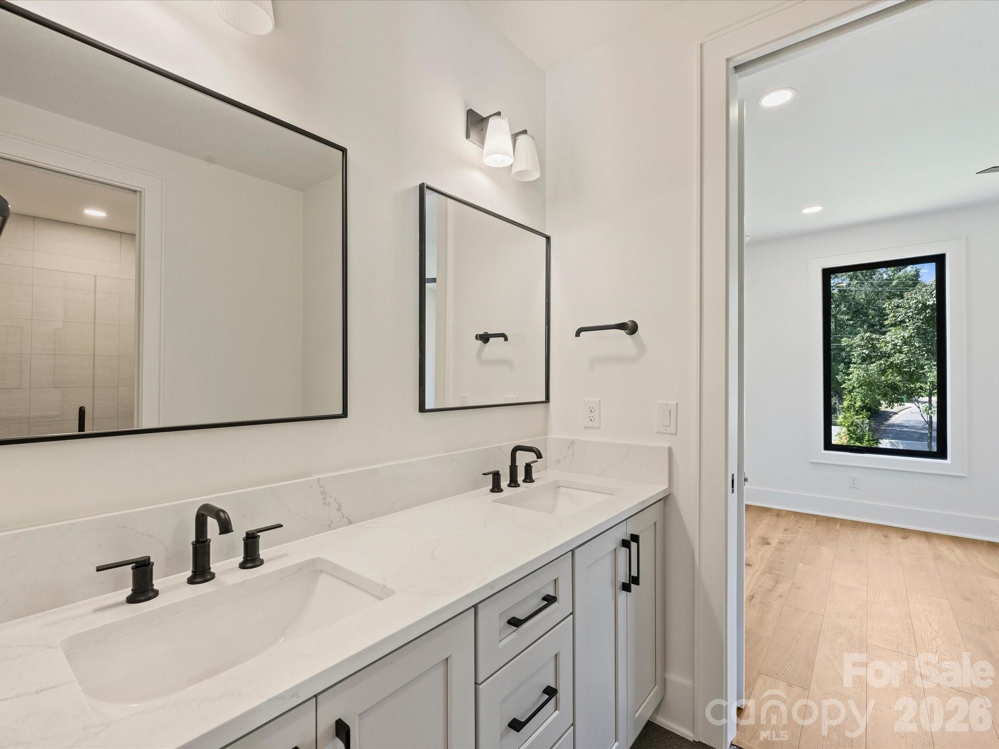 927 Laurel Creek Lane — Charlotte