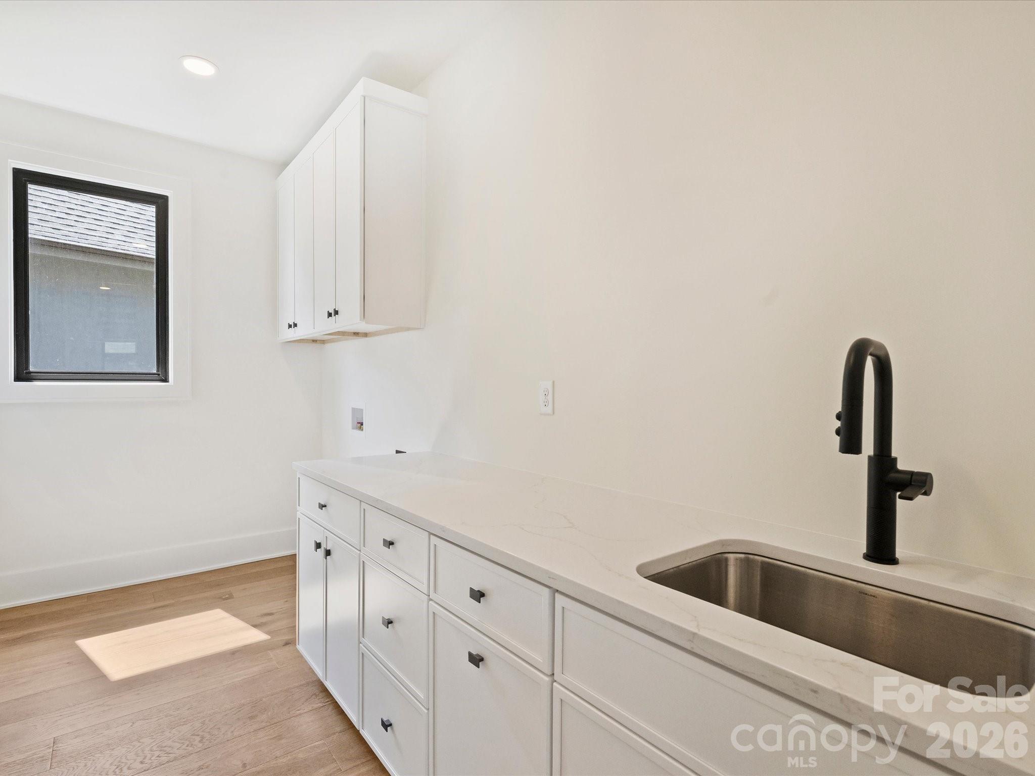 927 Laurel Creek Lane — Charlotte