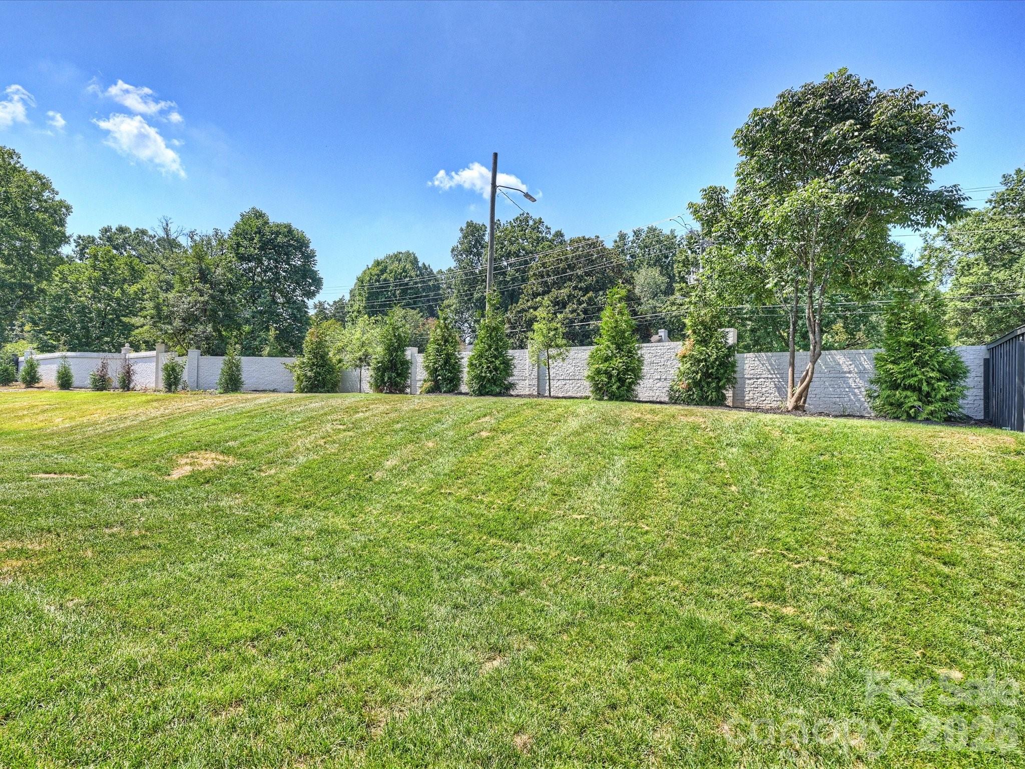 927 Laurel Creek Lane — Charlotte