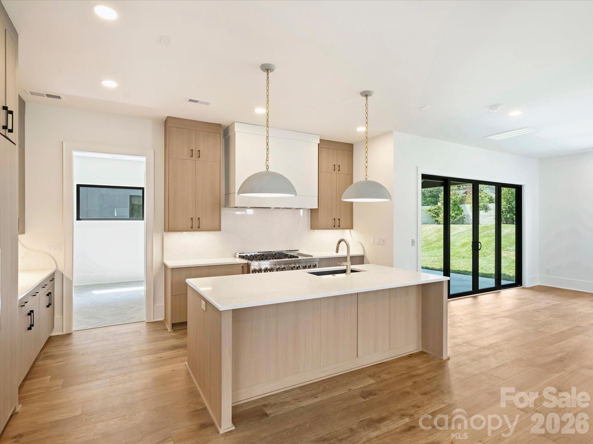 927 Laurel Creek Lane — Charlotte