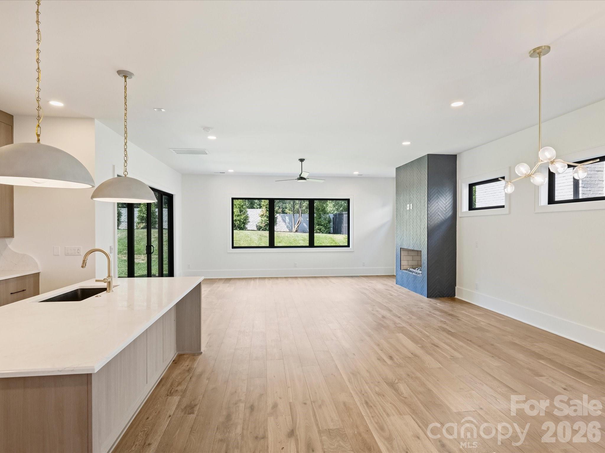 927 Laurel Creek Lane — Charlotte