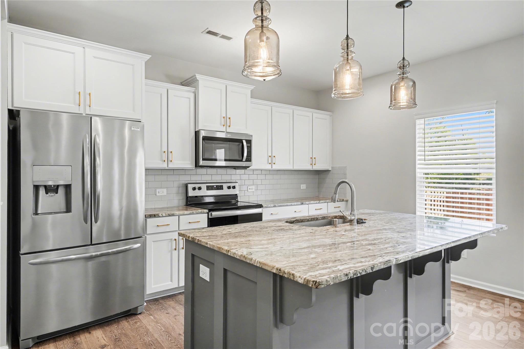 5048 Thomasville Drive — Belmont