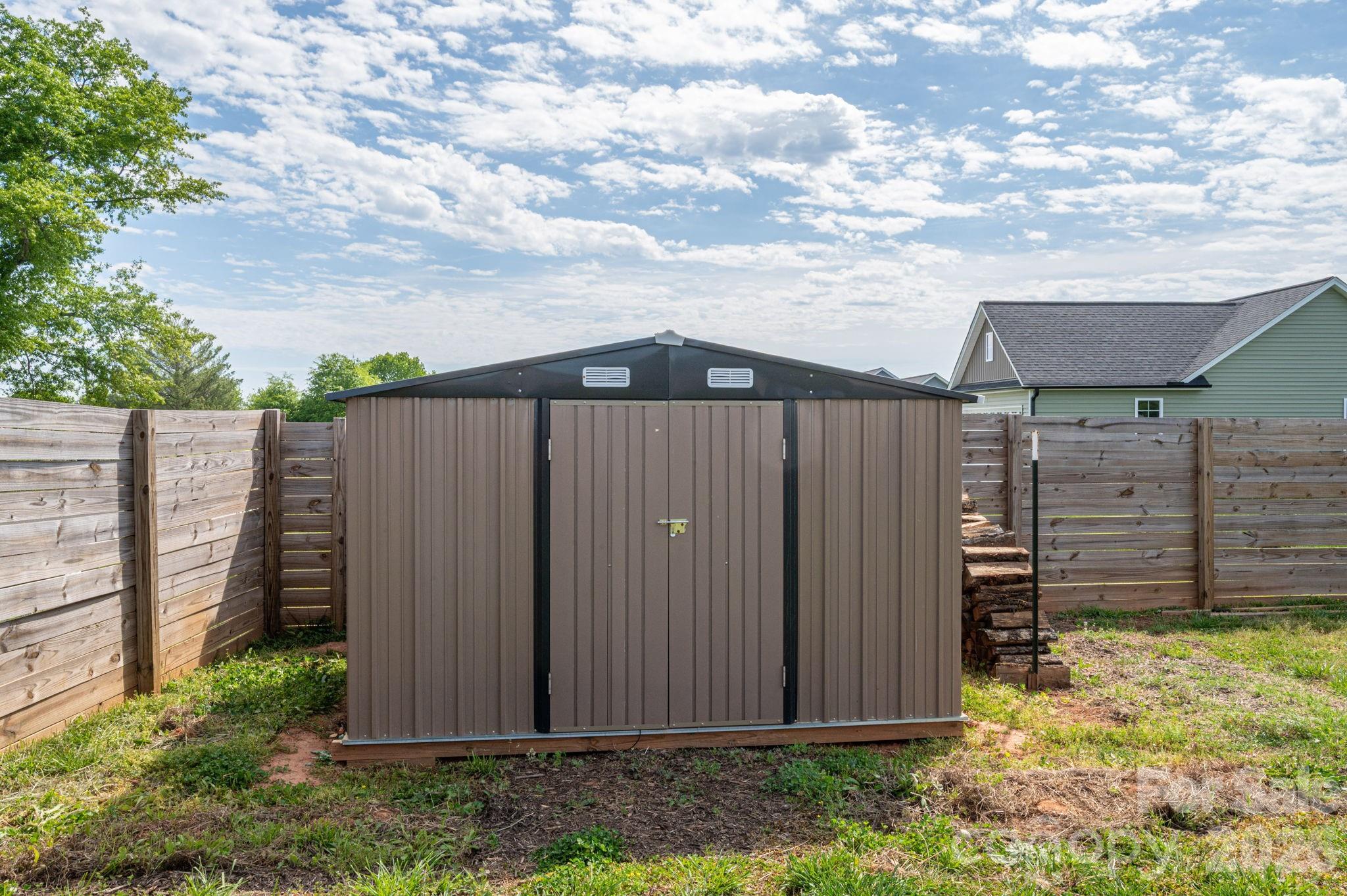 150 Alf Hoover Road — Lincolnton