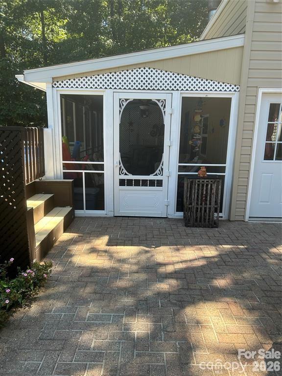 114 Ashford Drive — Olin