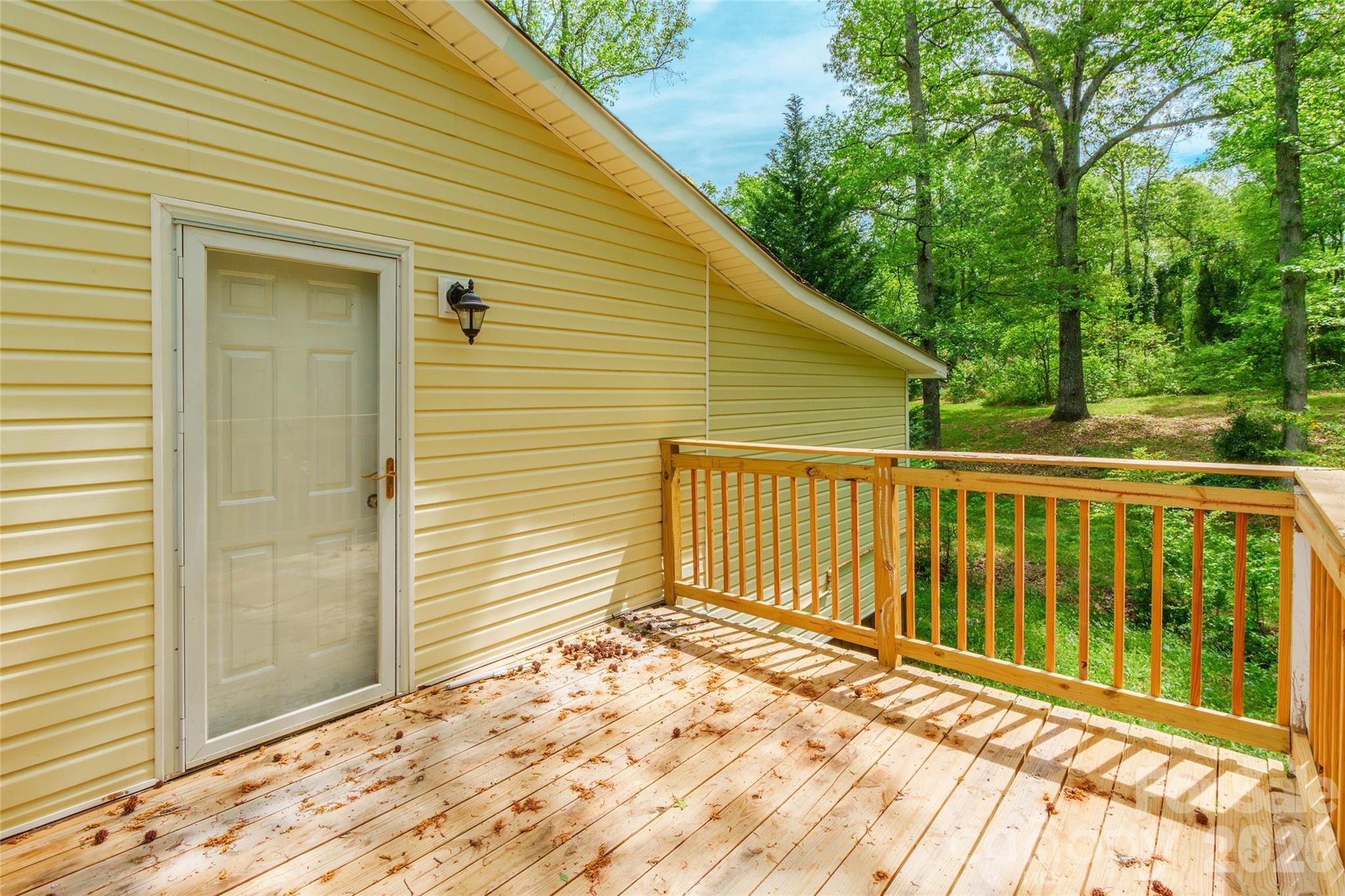 2823 Lyndell Way — Lancaster