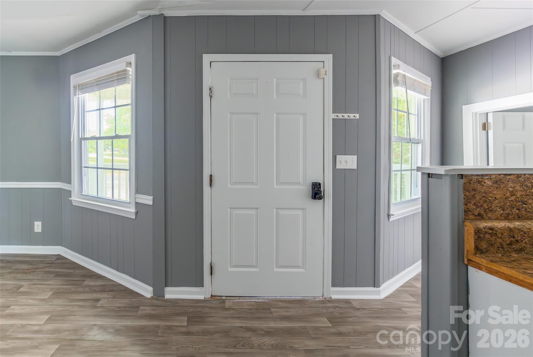 2823 Lyndell Way — Lancaster