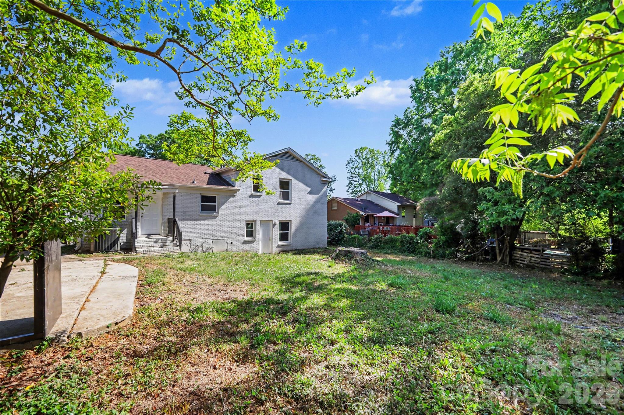 5439 Kerry Lane — Charlotte