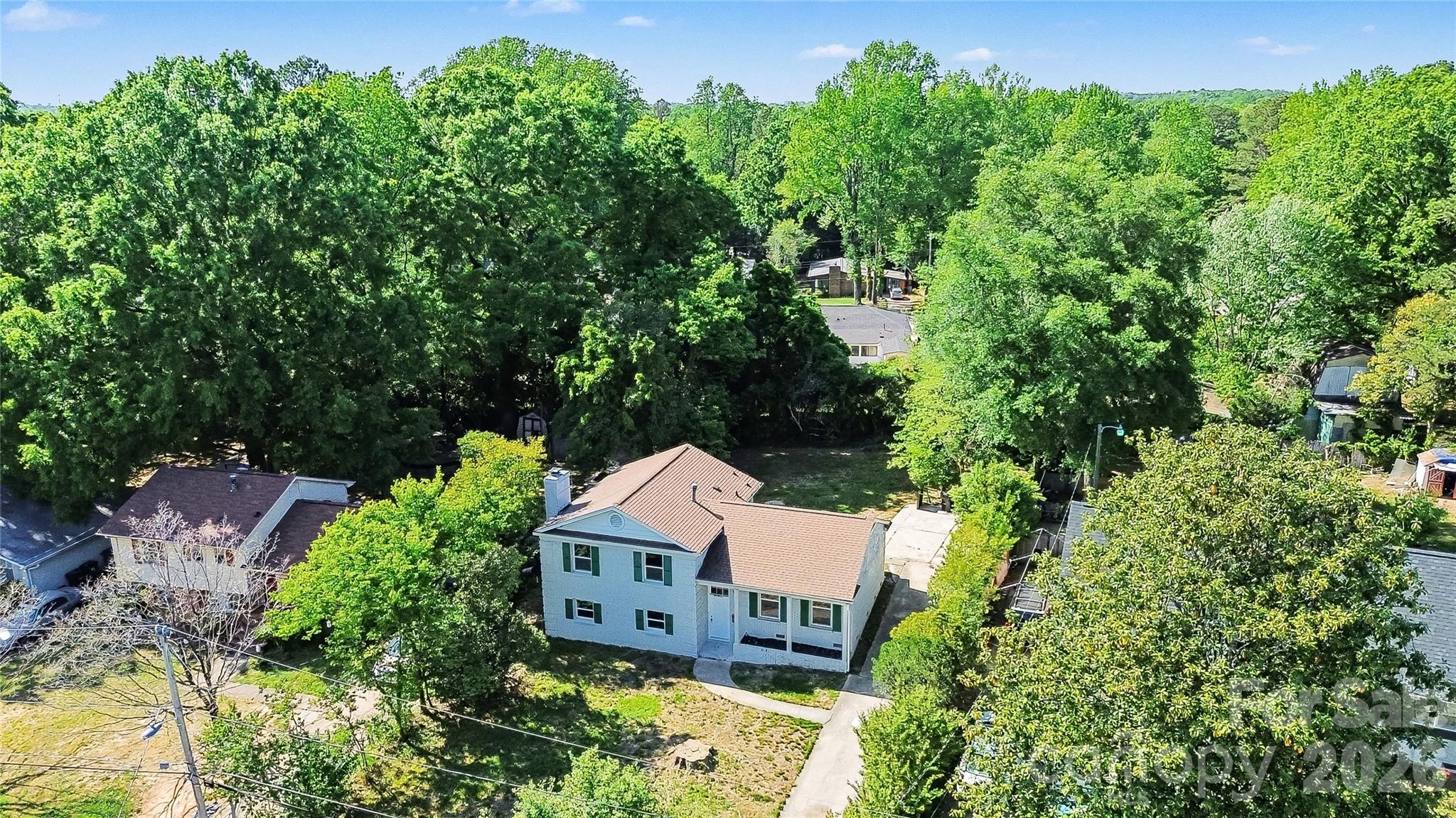 5439 Kerry Lane — Charlotte